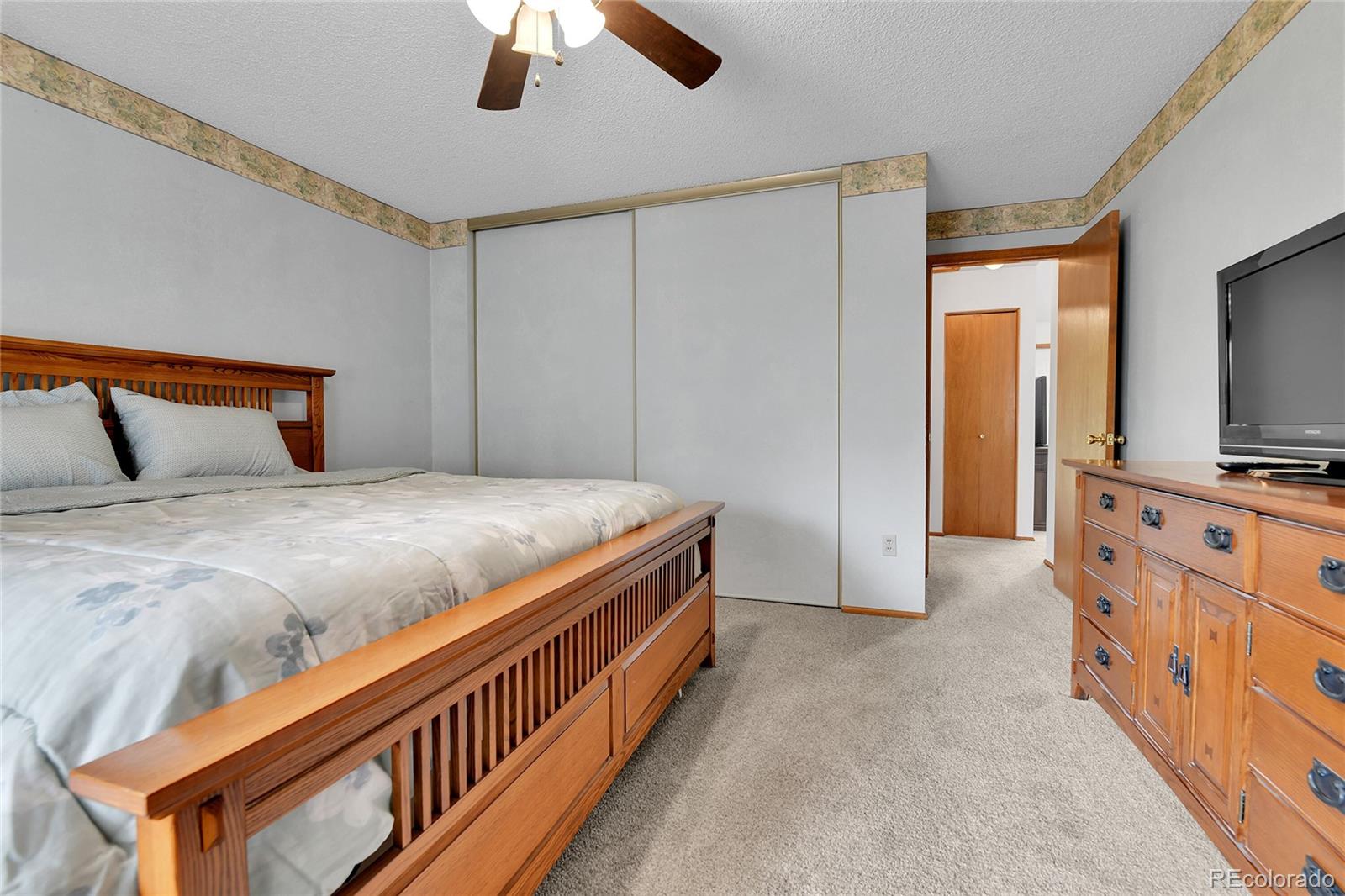 MLS Image #9 for 5056 e 112th court,thornton, Colorado