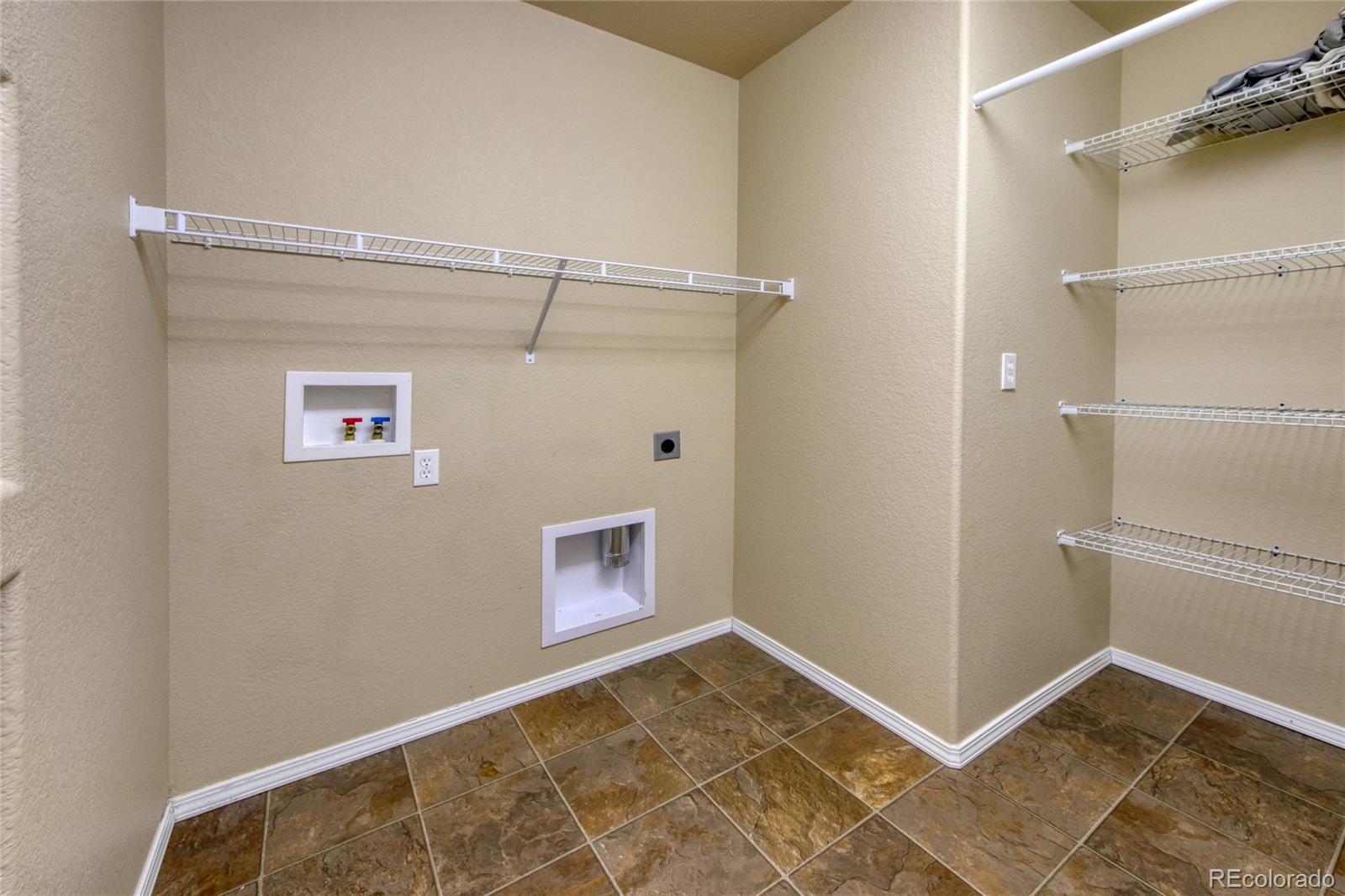 MLS Image #18 for 5947  cumbre vista way,colorado springs, Colorado