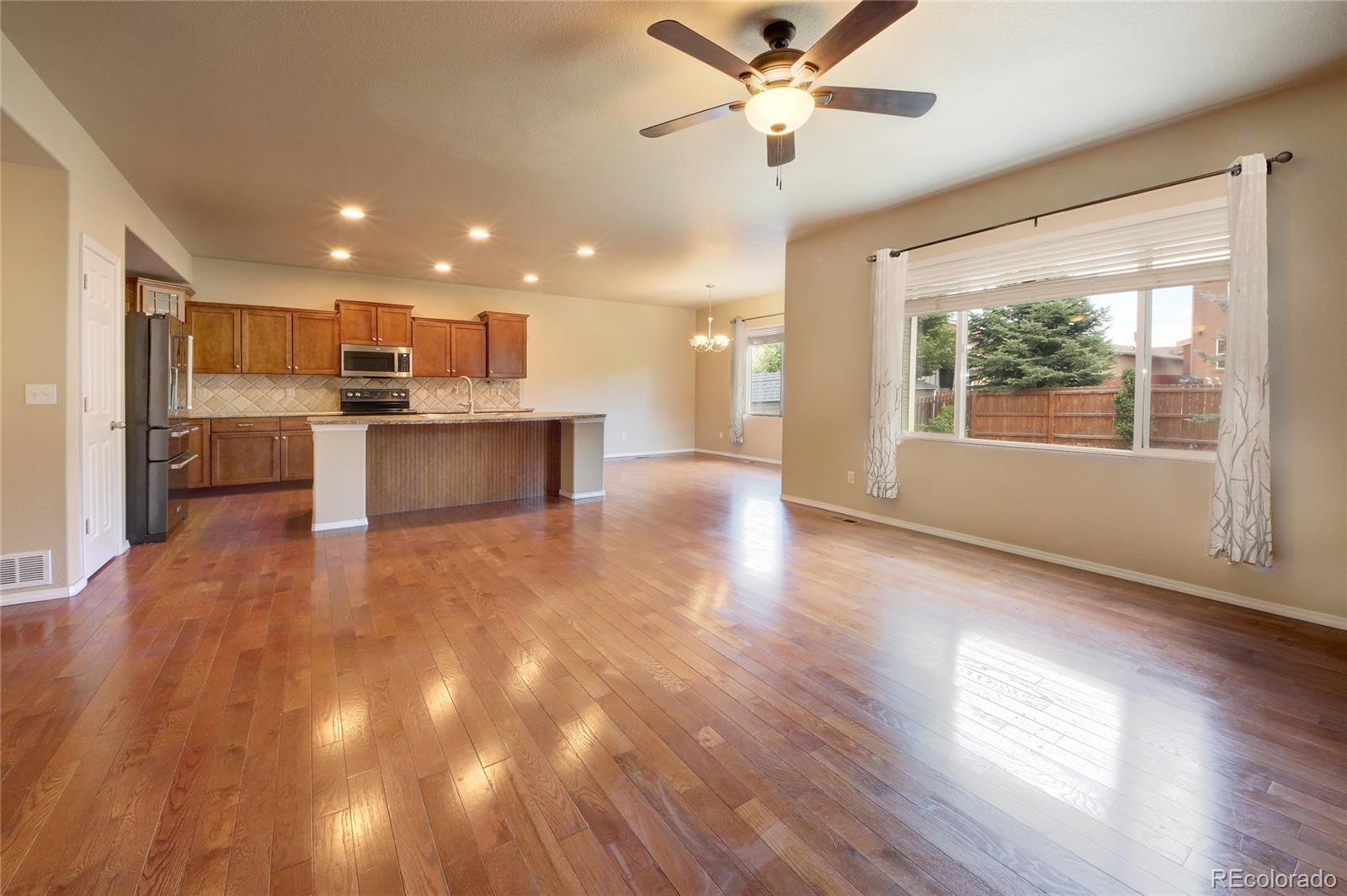 MLS Image #6 for 5947  cumbre vista way,colorado springs, Colorado