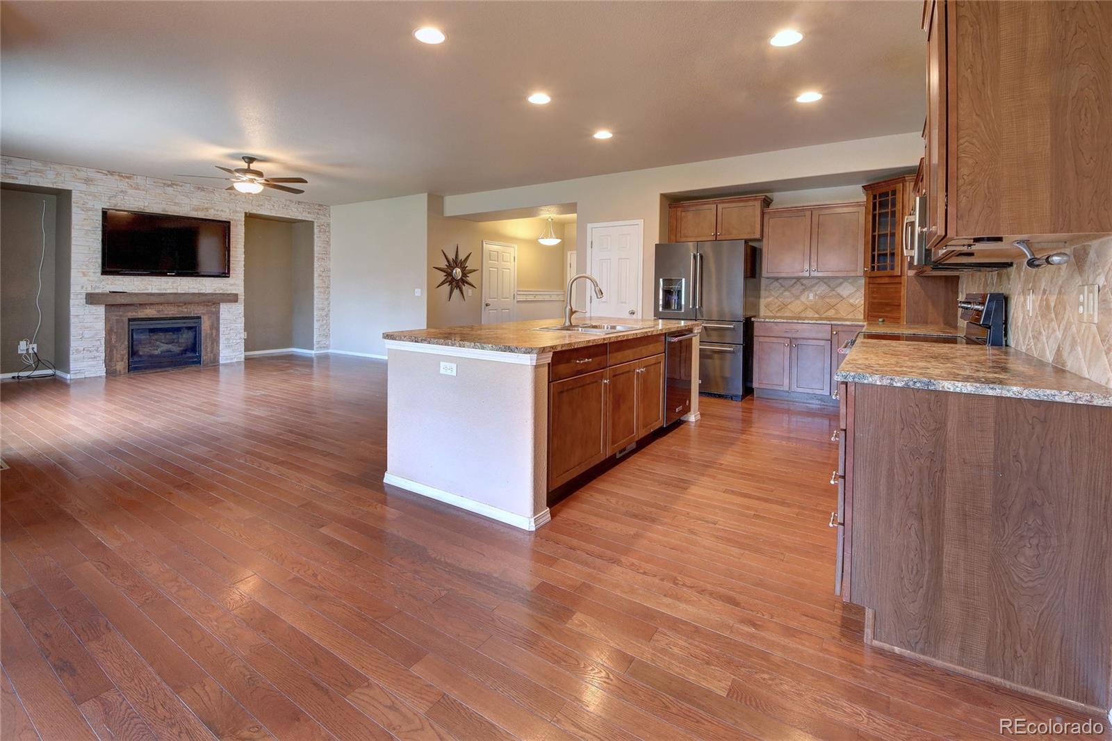 MLS Image #7 for 5947  cumbre vista way,colorado springs, Colorado
