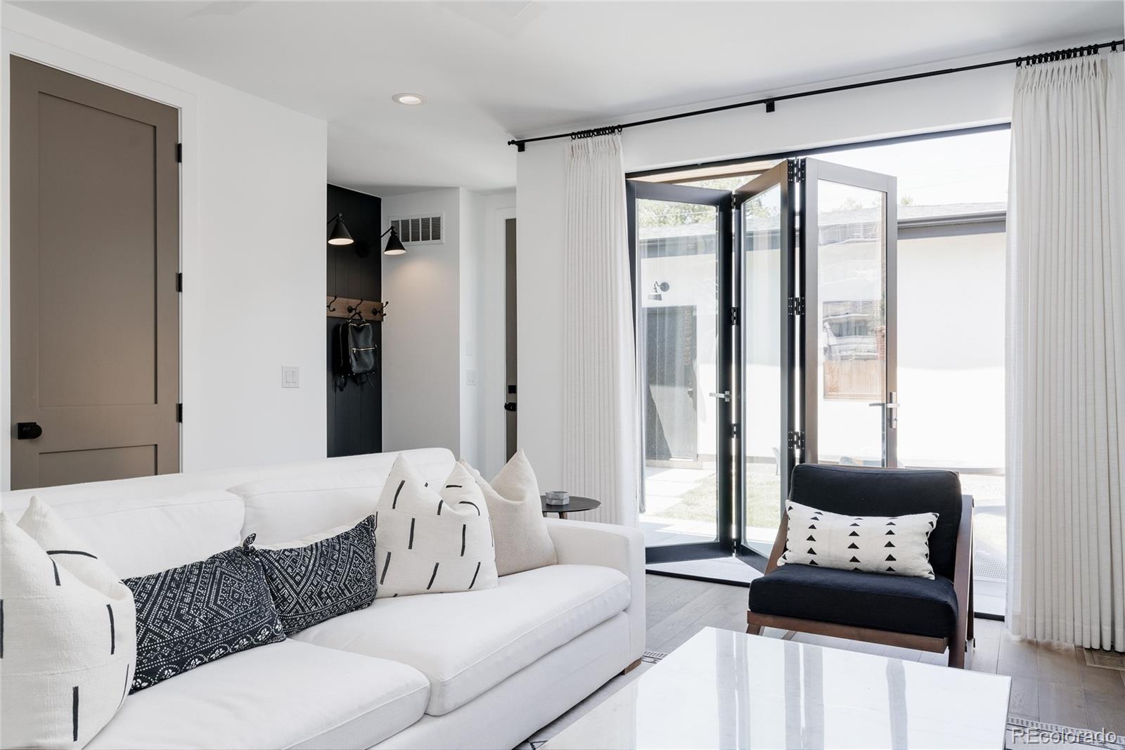 MLS Image #14 for 1271  garfield street,denver, Colorado