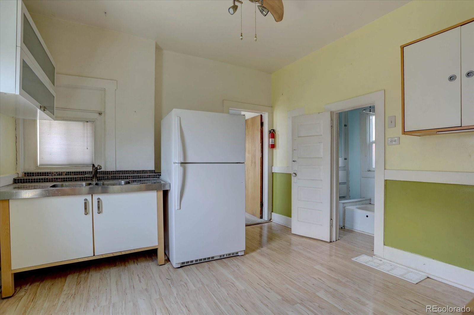 MLS Image #7 for 4444  logan street,denver, Colorado