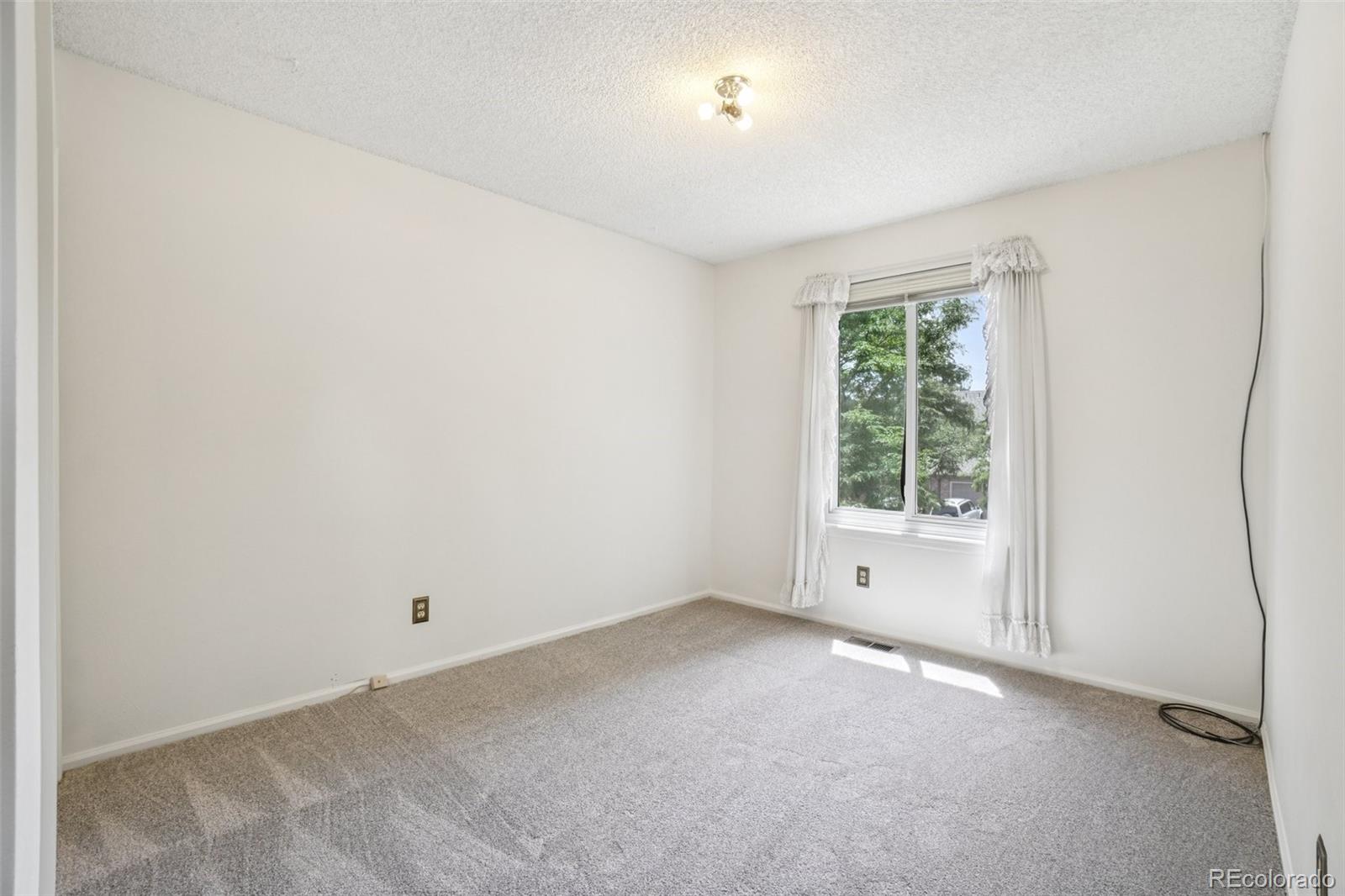 MLS Image #16 for 3500 s telluride circle,aurora, Colorado