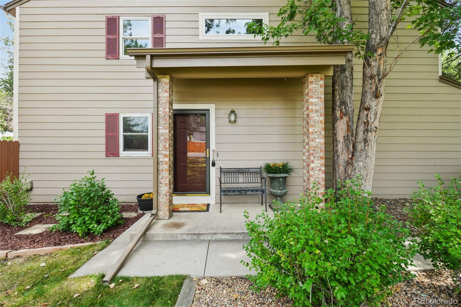 MLS Image #3 for 3500 s telluride circle,aurora, Colorado