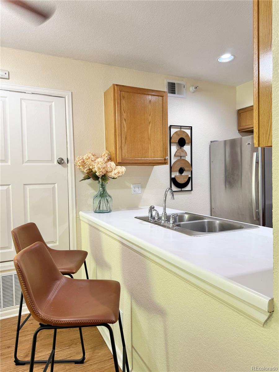 MLS Image #10 for 444 s kittredge street 205,aurora, Colorado