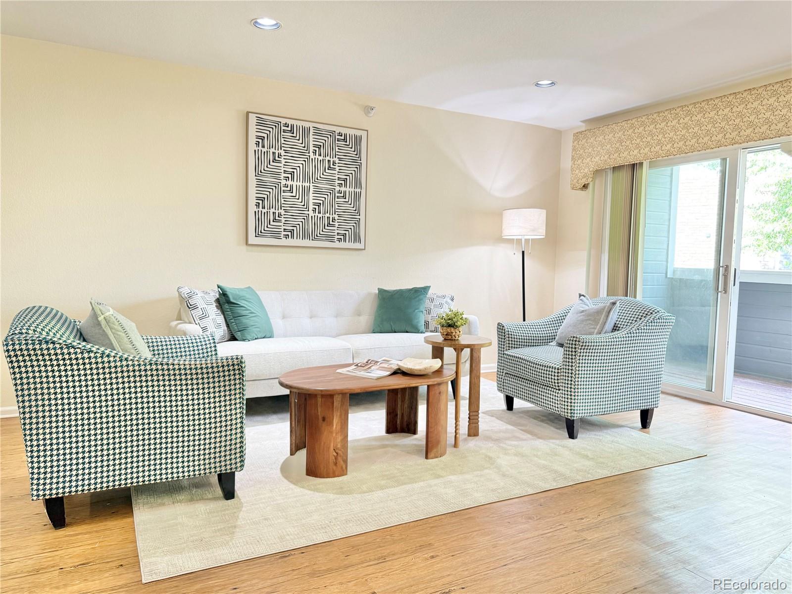 MLS Image #3 for 444 s kittredge street 205,aurora, Colorado