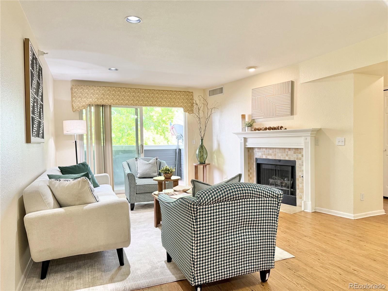 MLS Image #5 for 444 s kittredge street 205,aurora, Colorado