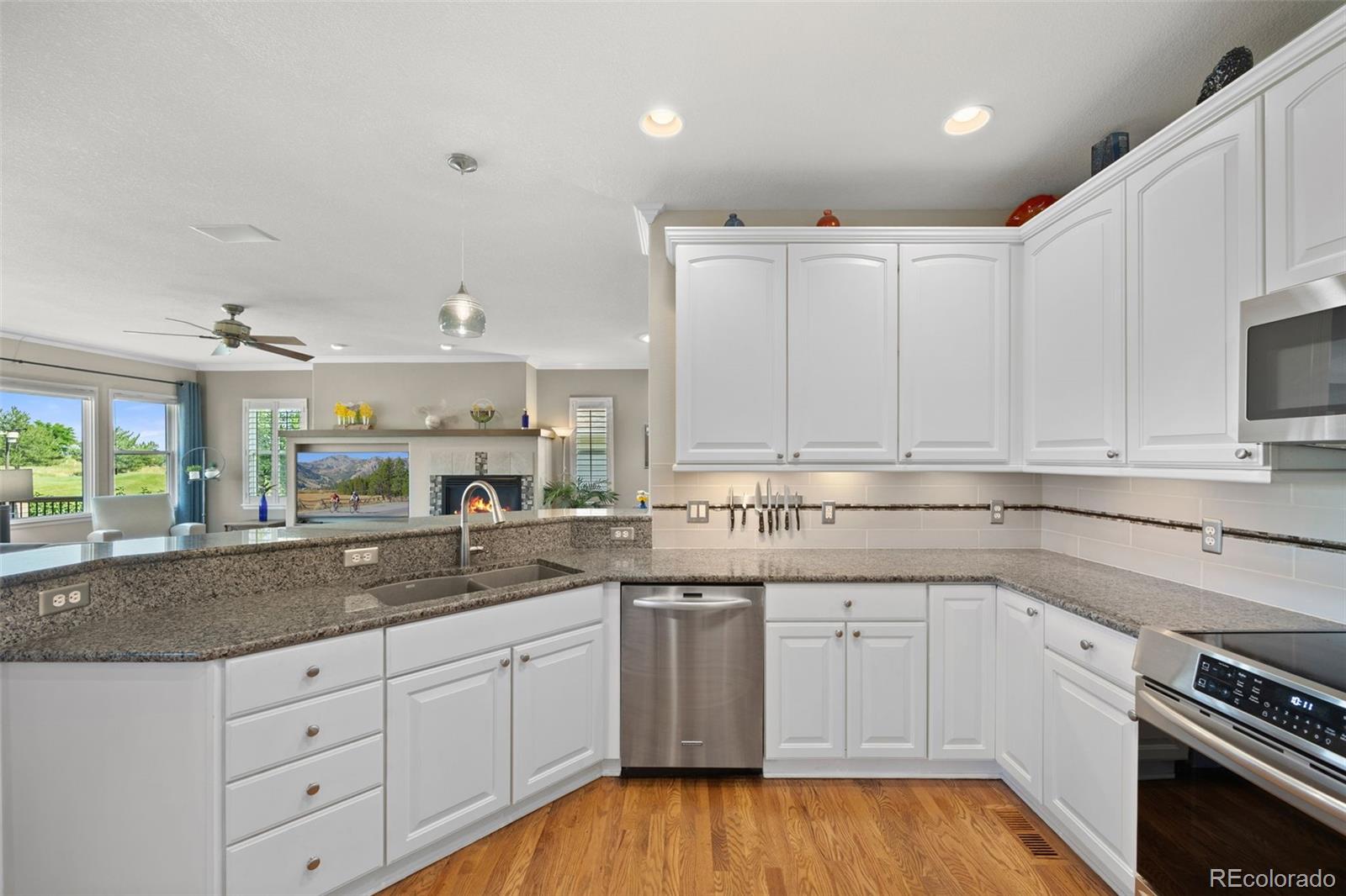 MLS Image #14 for 8117 s catawba court,aurora, Colorado