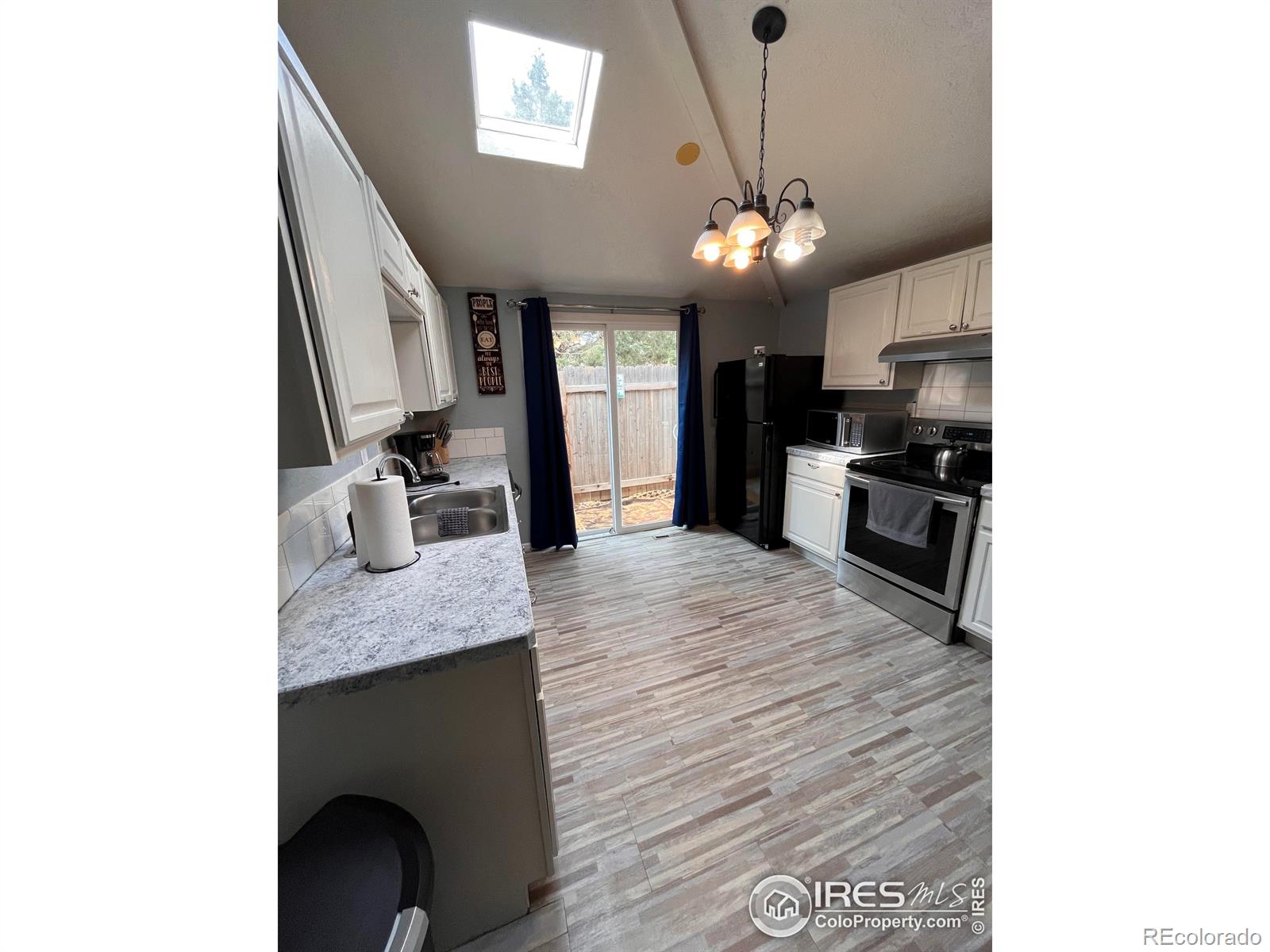 MLS Image #14 for 1031 n lincoln avenue,loveland, Colorado