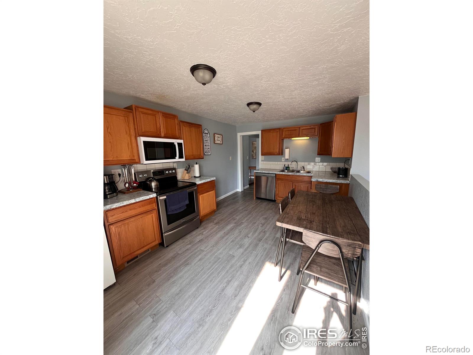 MLS Image #3 for 1031 n lincoln avenue,loveland, Colorado