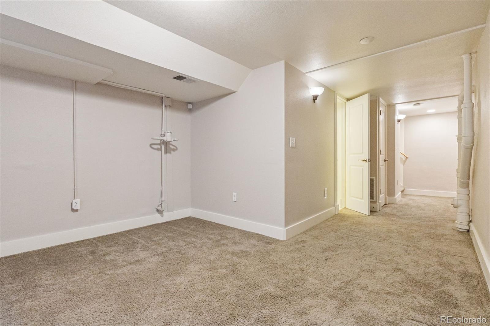 MLS Image #26 for 1366 s vine street,denver, Colorado