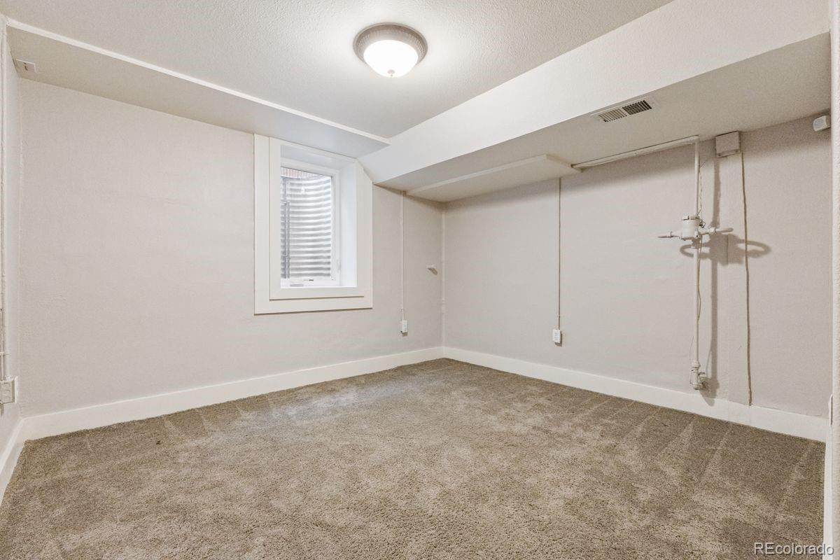 MLS Image #29 for 1366 s vine street,denver, Colorado