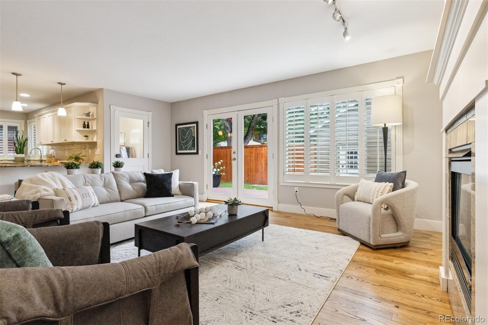 MLS Image #6 for 1366 s vine street,denver, Colorado