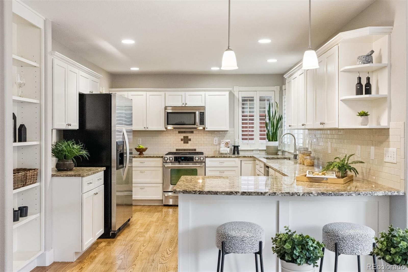 MLS Image #8 for 1366 s vine street,denver, Colorado