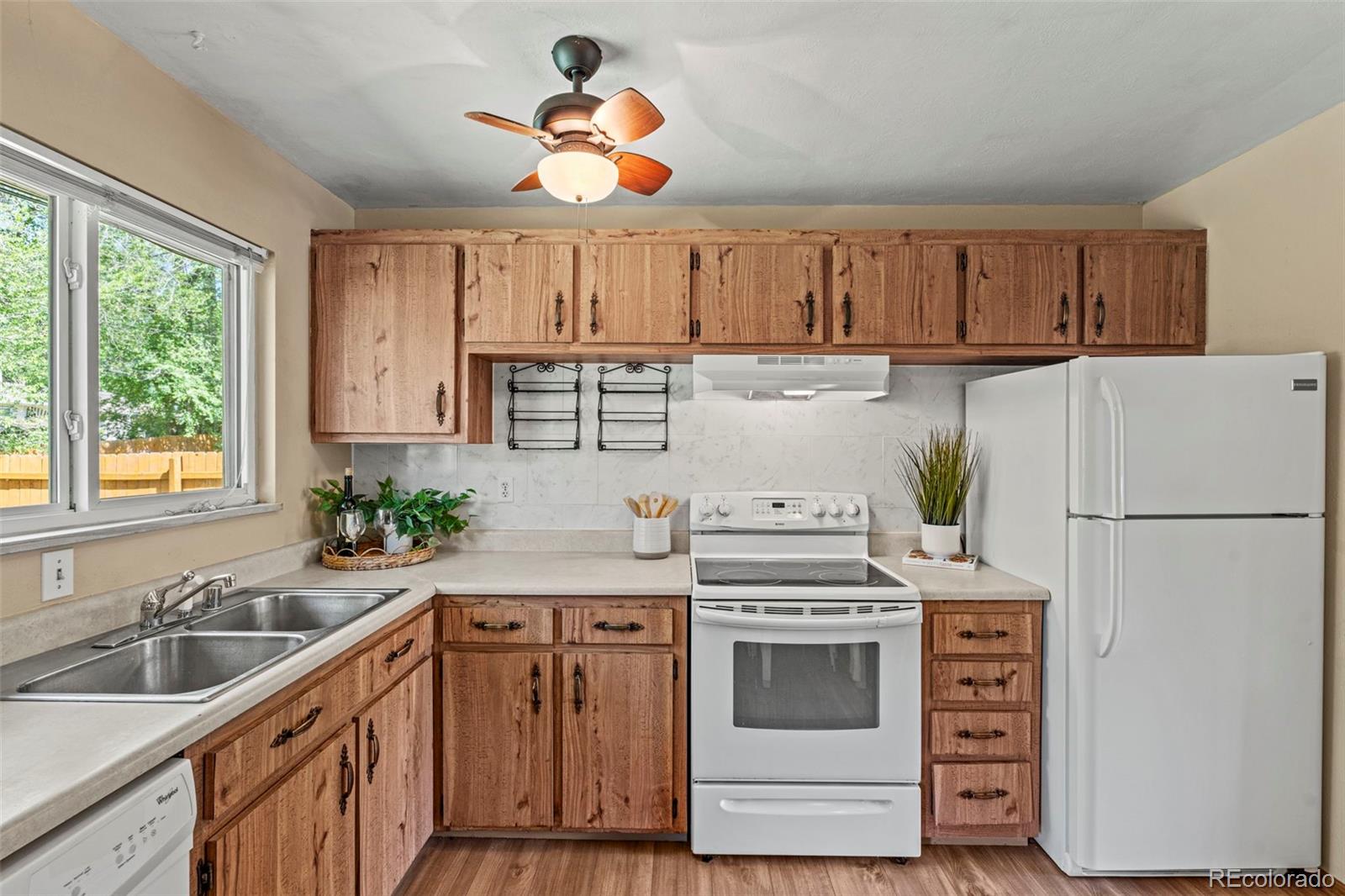 MLS Image #12 for 930  bowser drive,colorado springs, Colorado