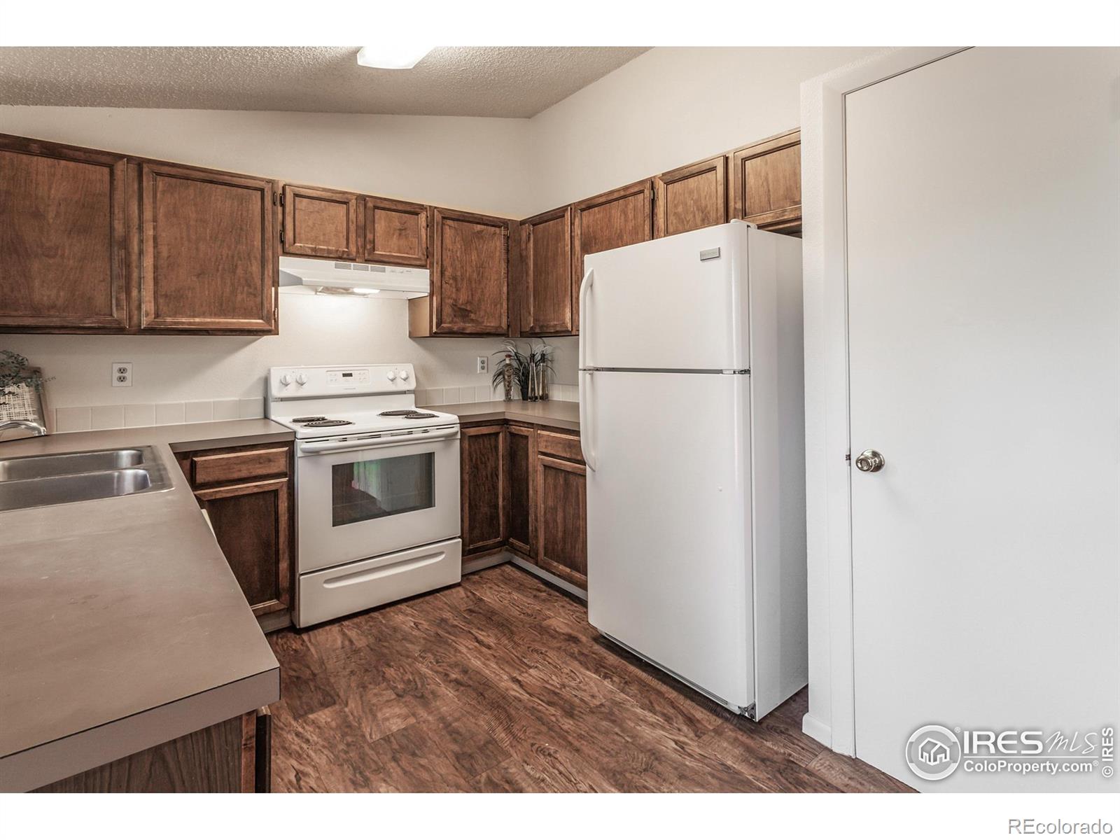 MLS Image #11 for 2826  morgan court,fort collins, Colorado