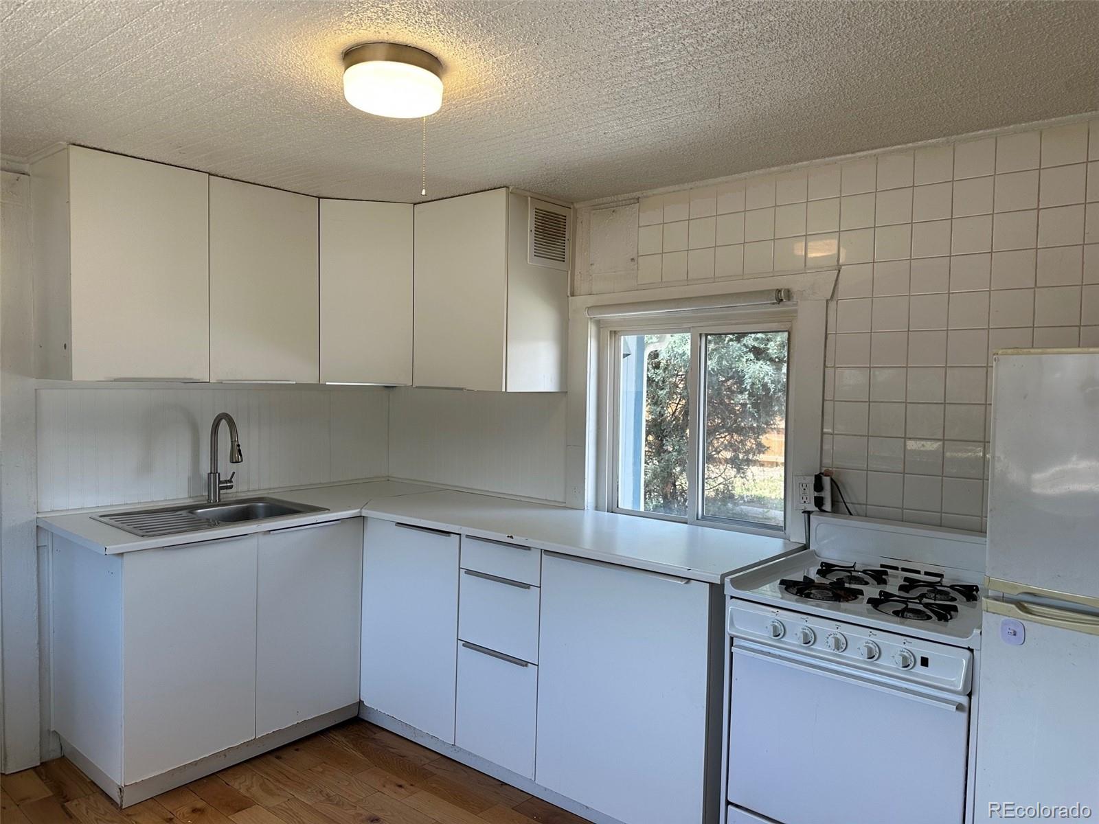 MLS Image #13 for 4701 - 4703  sherman street,denver, Colorado