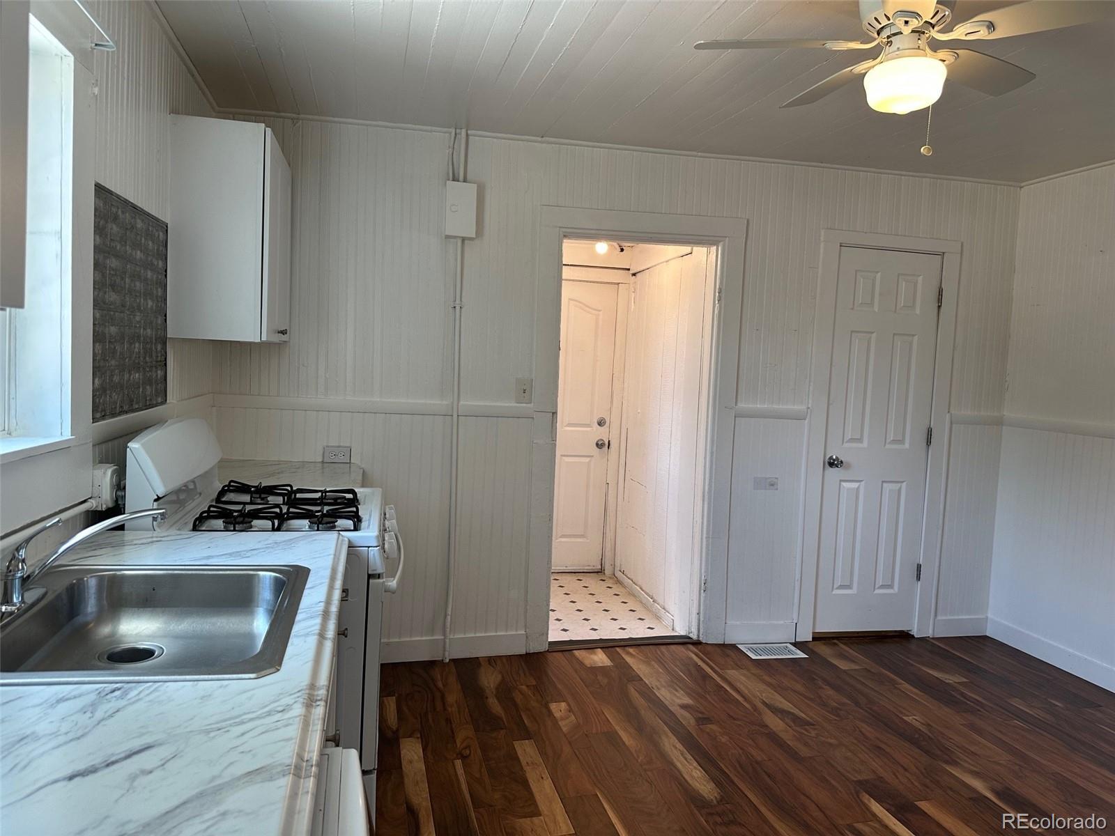 MLS Image #8 for 4701 - 4703  sherman street,denver, Colorado