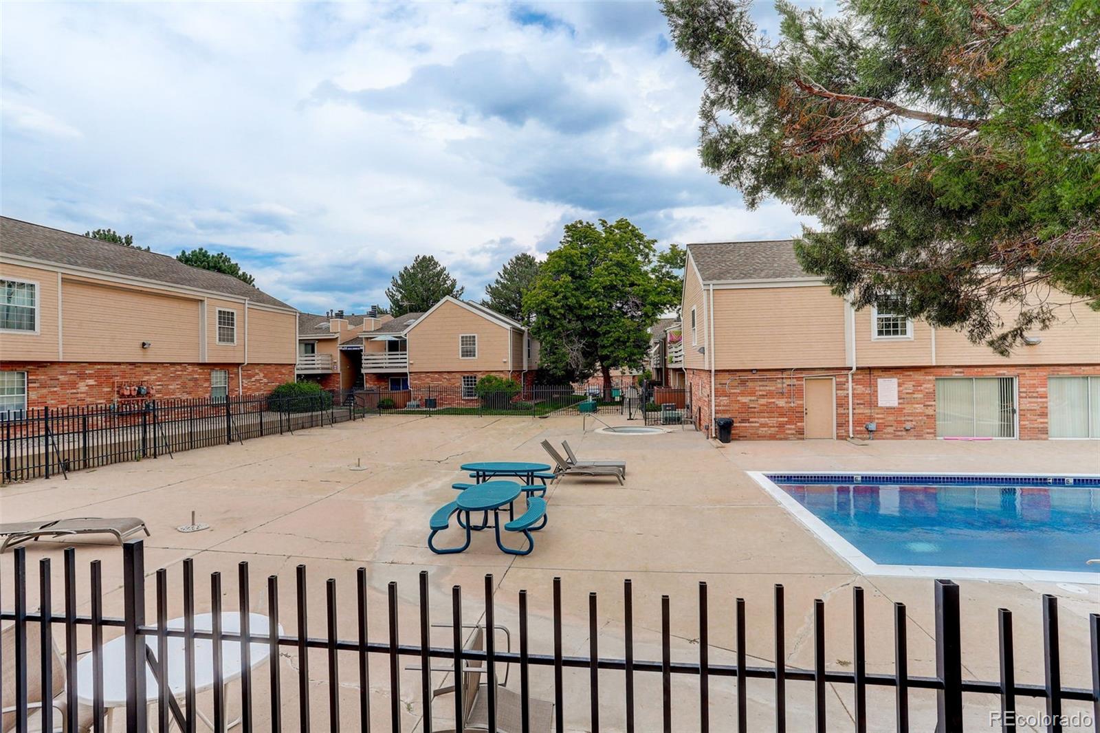 MLS Image #28 for 3322 s ammons street,lakewood, Colorado