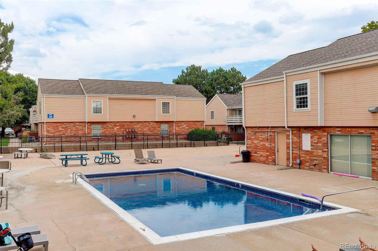 MLS Image #5 for 3322 s ammons street,lakewood, Colorado