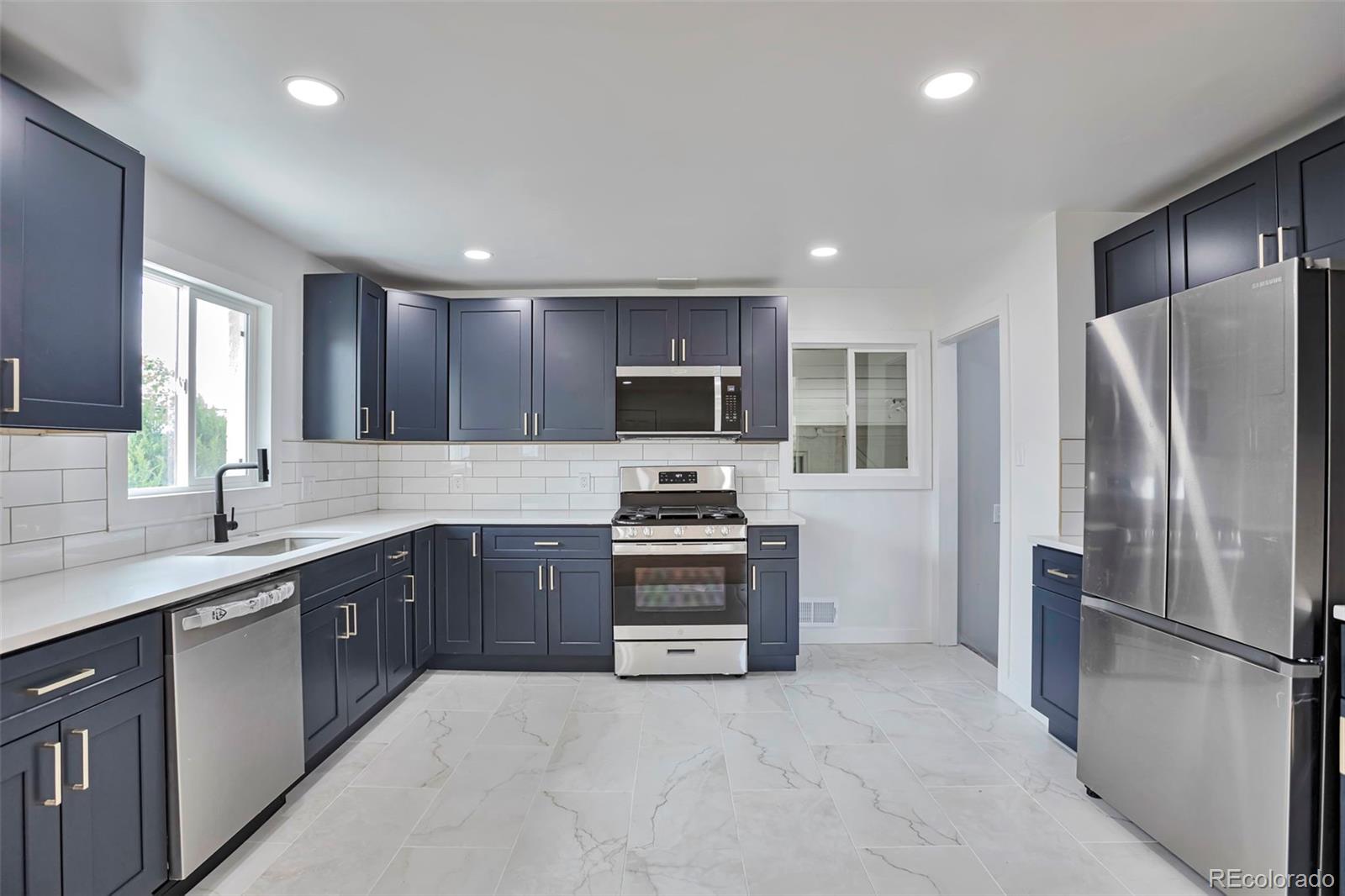 MLS Image #4 for 7795  raritan street,denver, Colorado