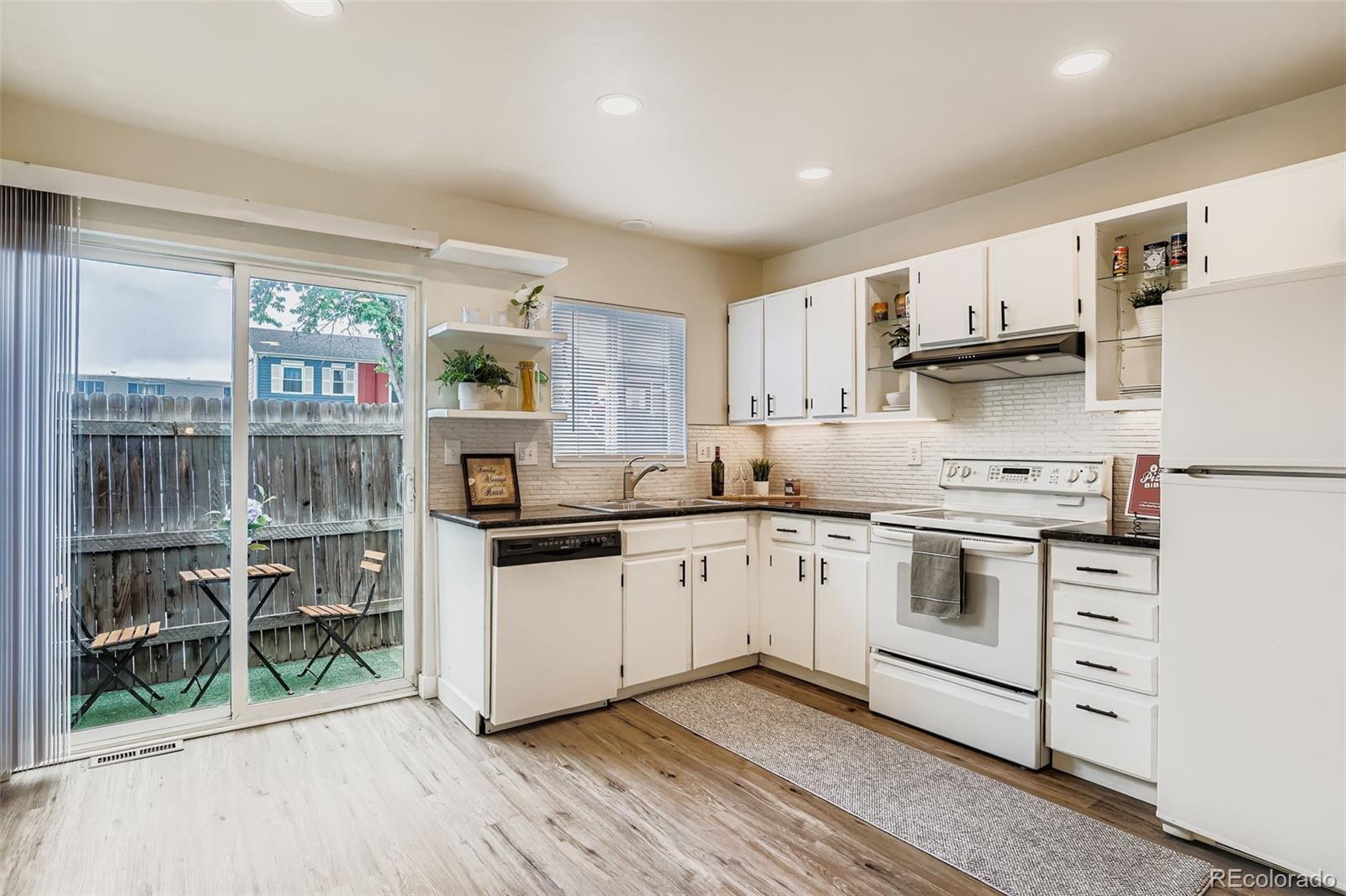 MLS Image #9 for 15775 e 13th place,aurora, Colorado