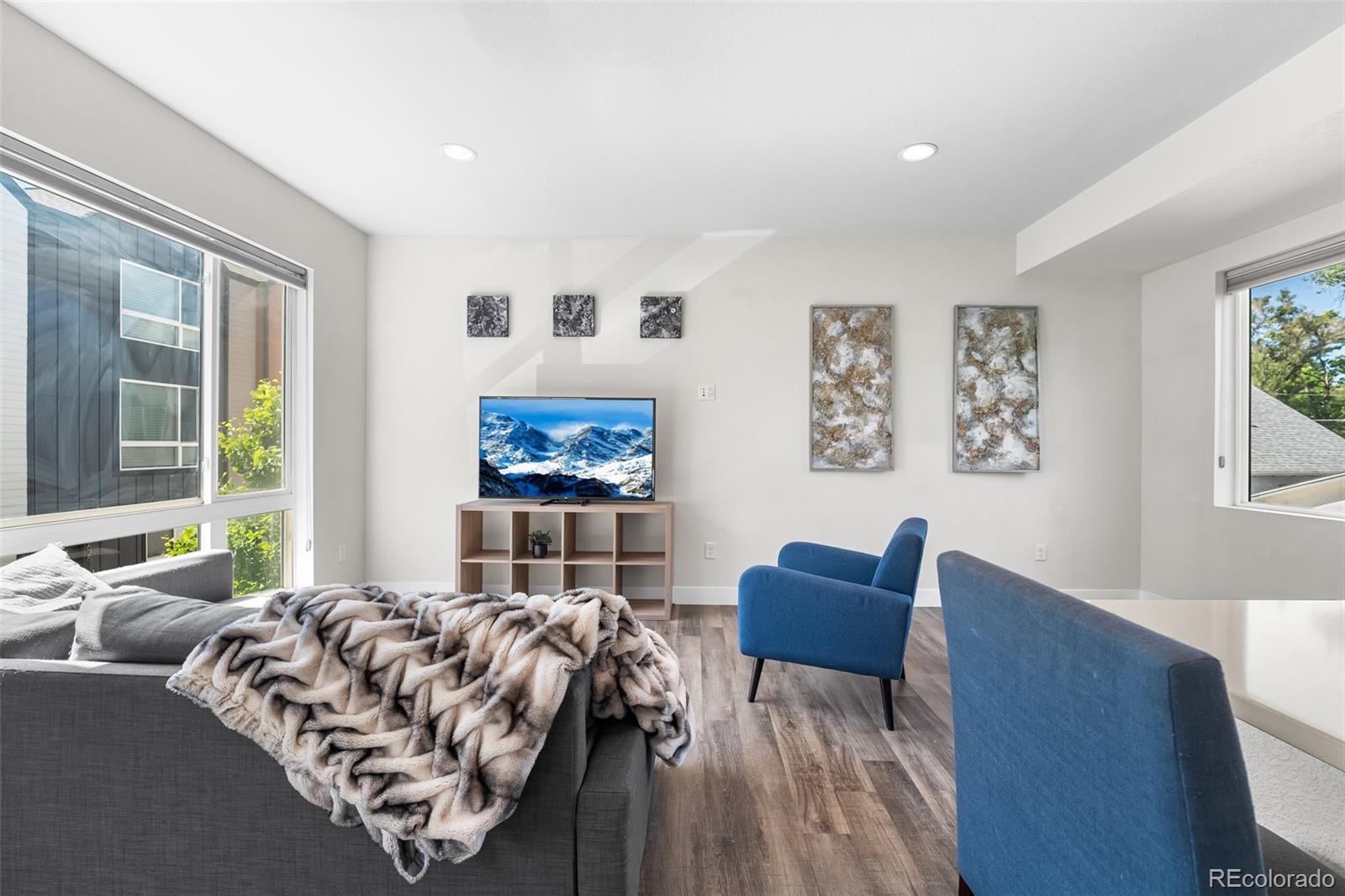MLS Image #11 for 5642 w 10th place,lakewood, Colorado