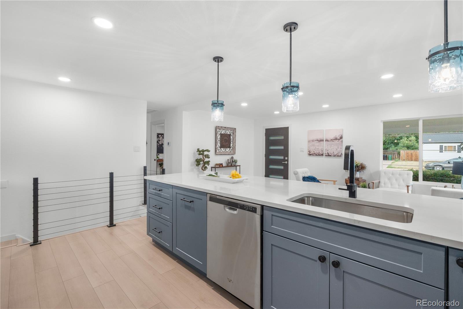MLS Image #10 for 3227 s grape st street,denver, Colorado