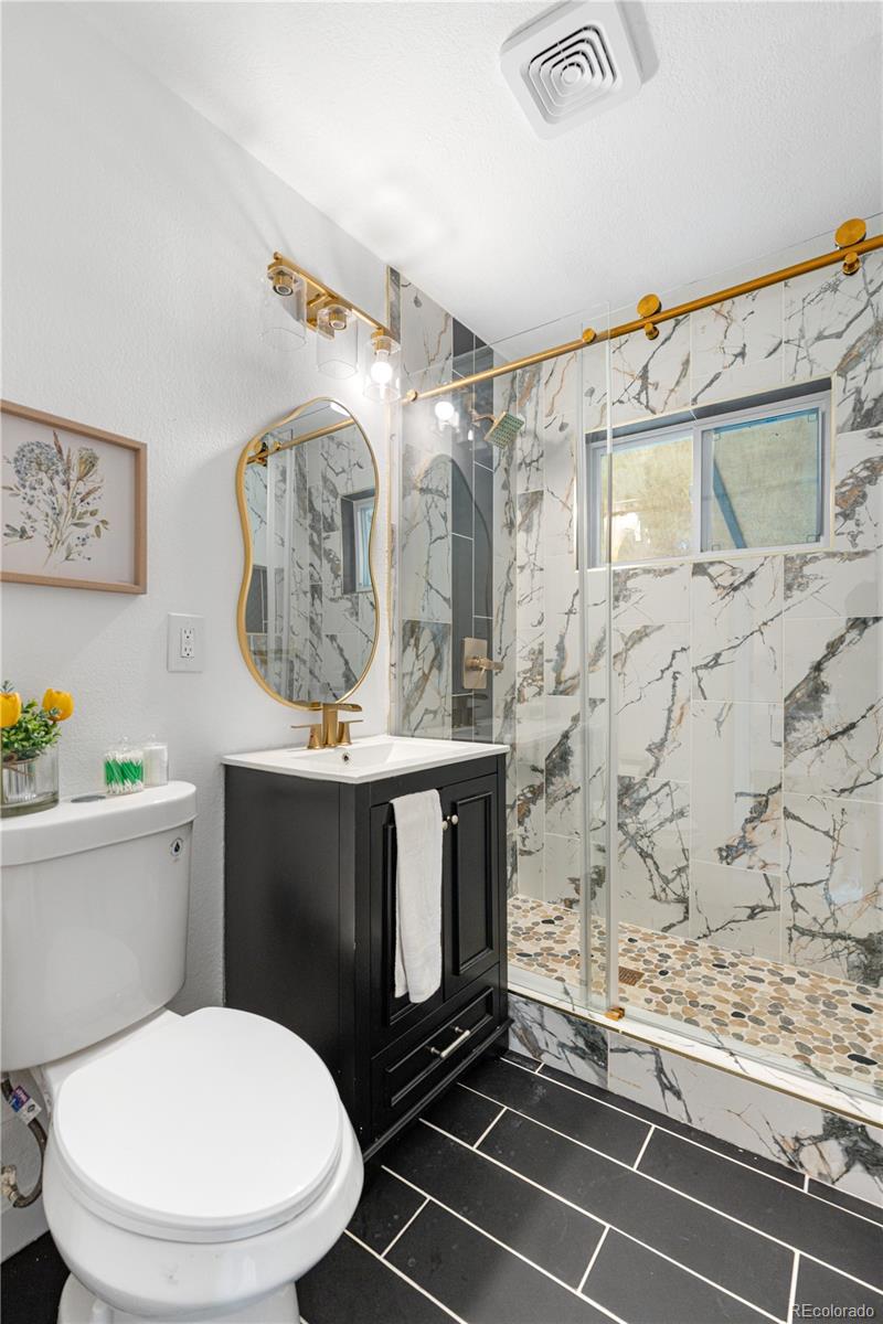 MLS Image #13 for 3227 s grape st street,denver, Colorado