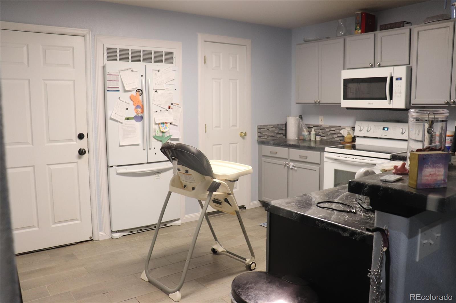 MLS Image #14 for 15555 e 40th avenue,denver, Colorado