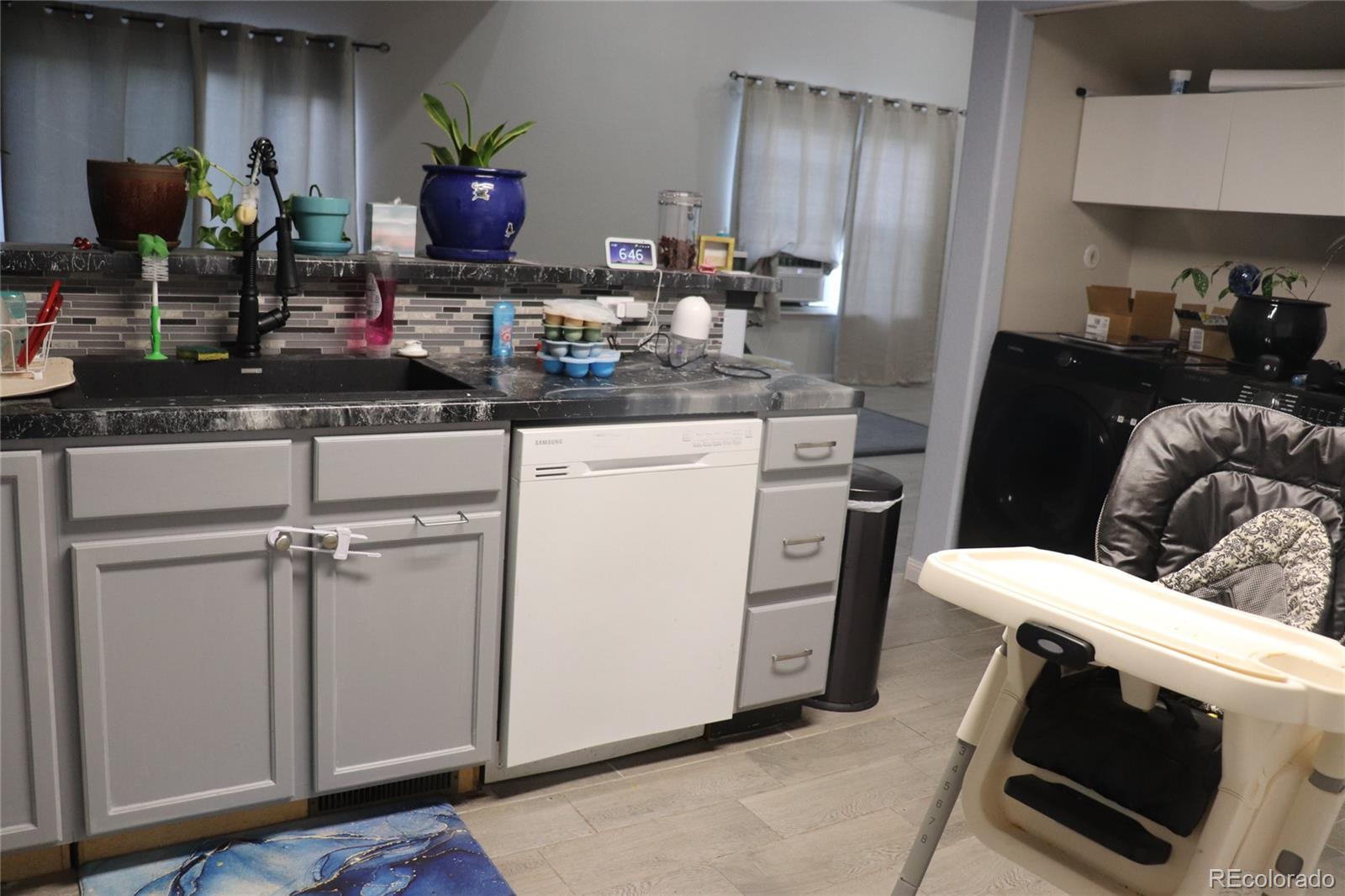 MLS Image #15 for 15555 e 40th avenue,denver, Colorado
