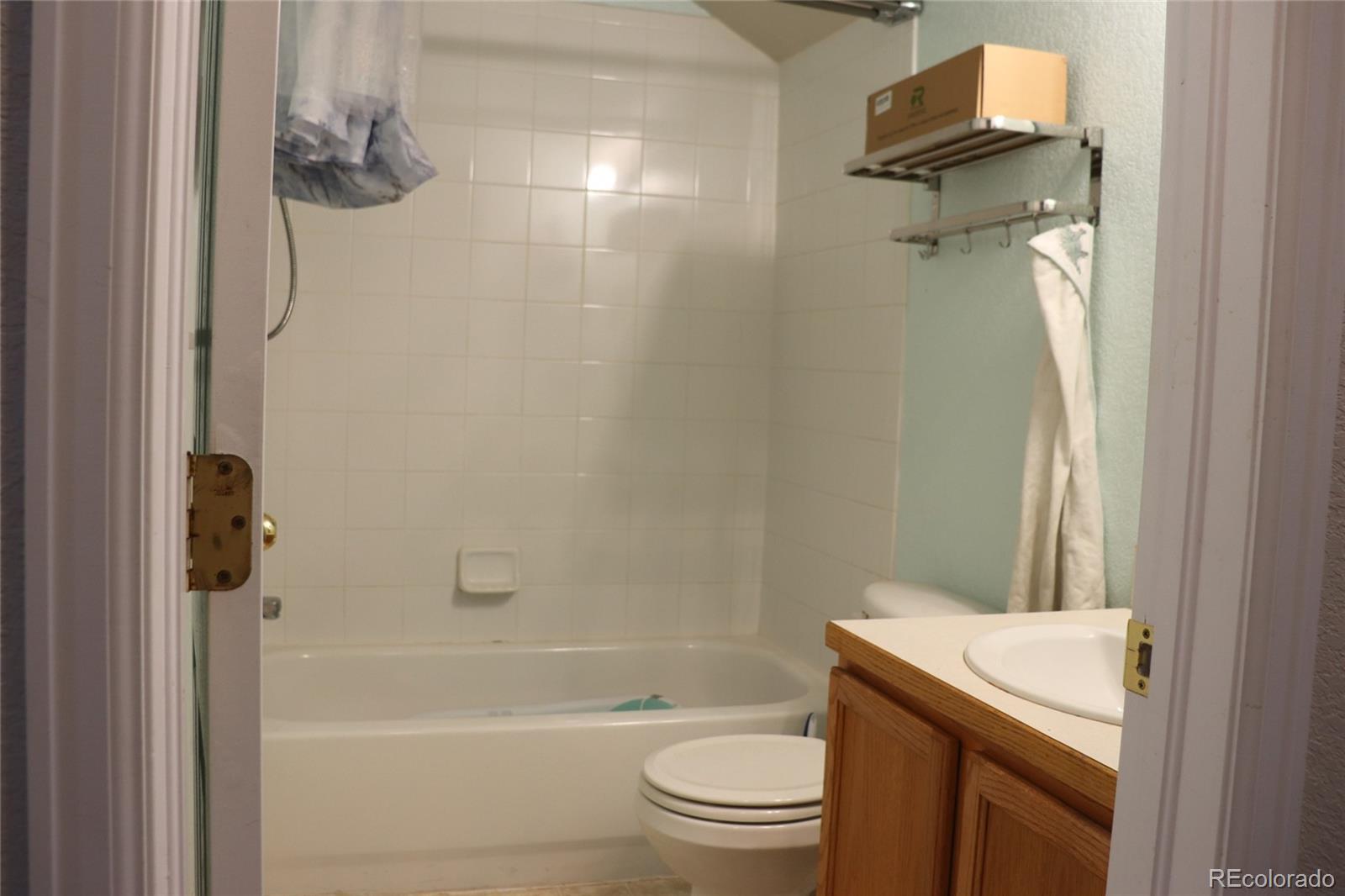 MLS Image #32 for 15555 e 40th avenue,denver, Colorado
