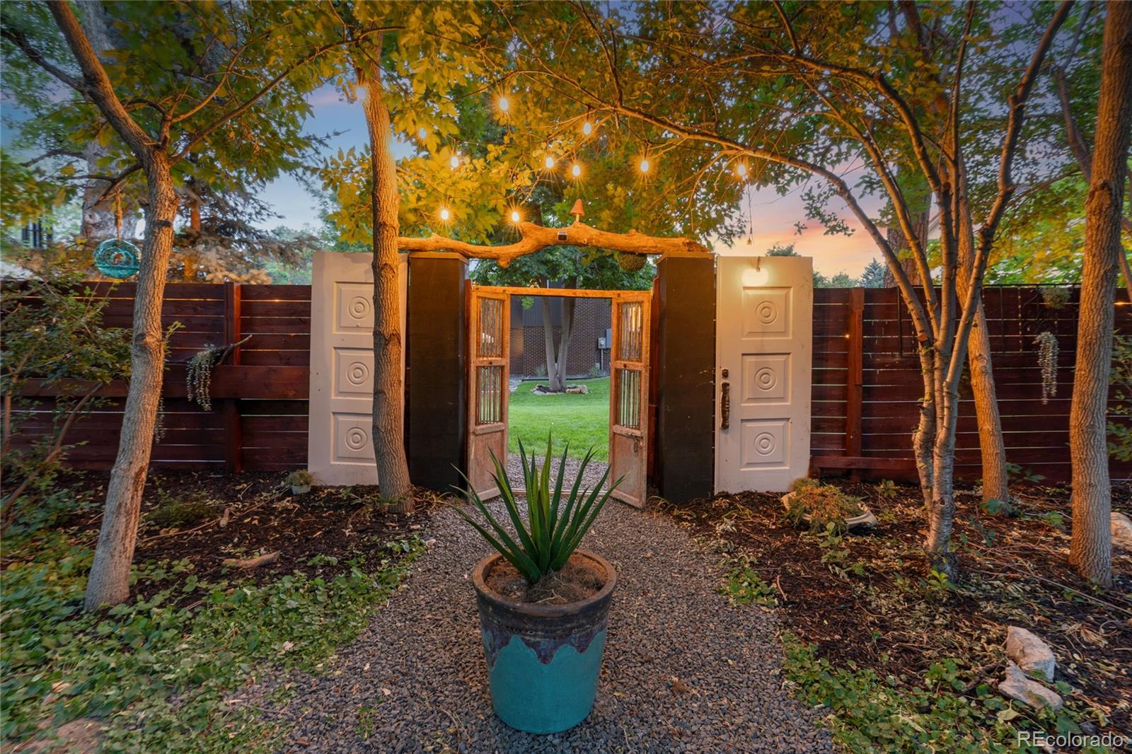 MLS Image #28 for 10000 e ohio avenue,denver, Colorado