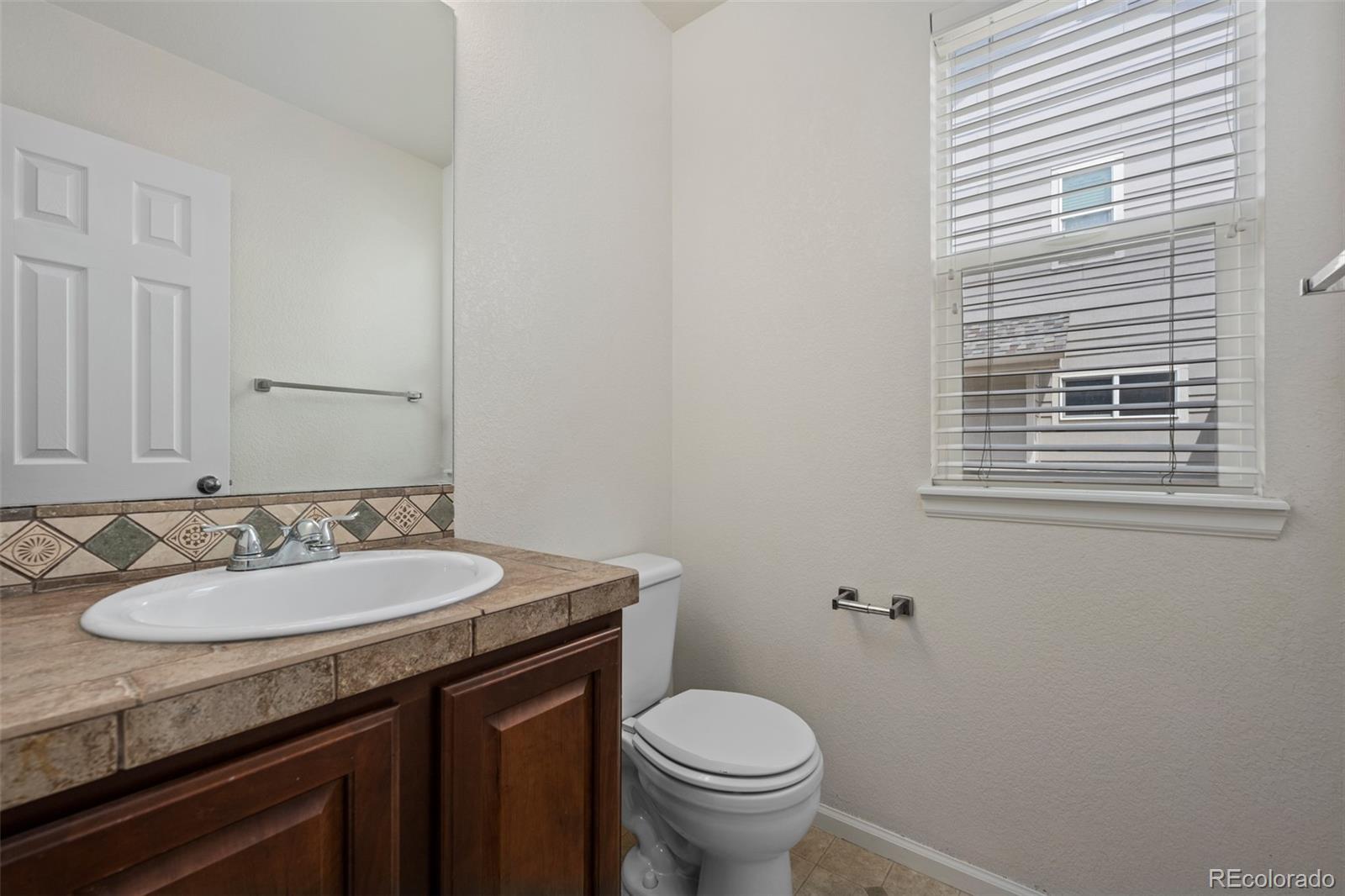 MLS Image #18 for 2431 e 150th avenue,thornton, Colorado