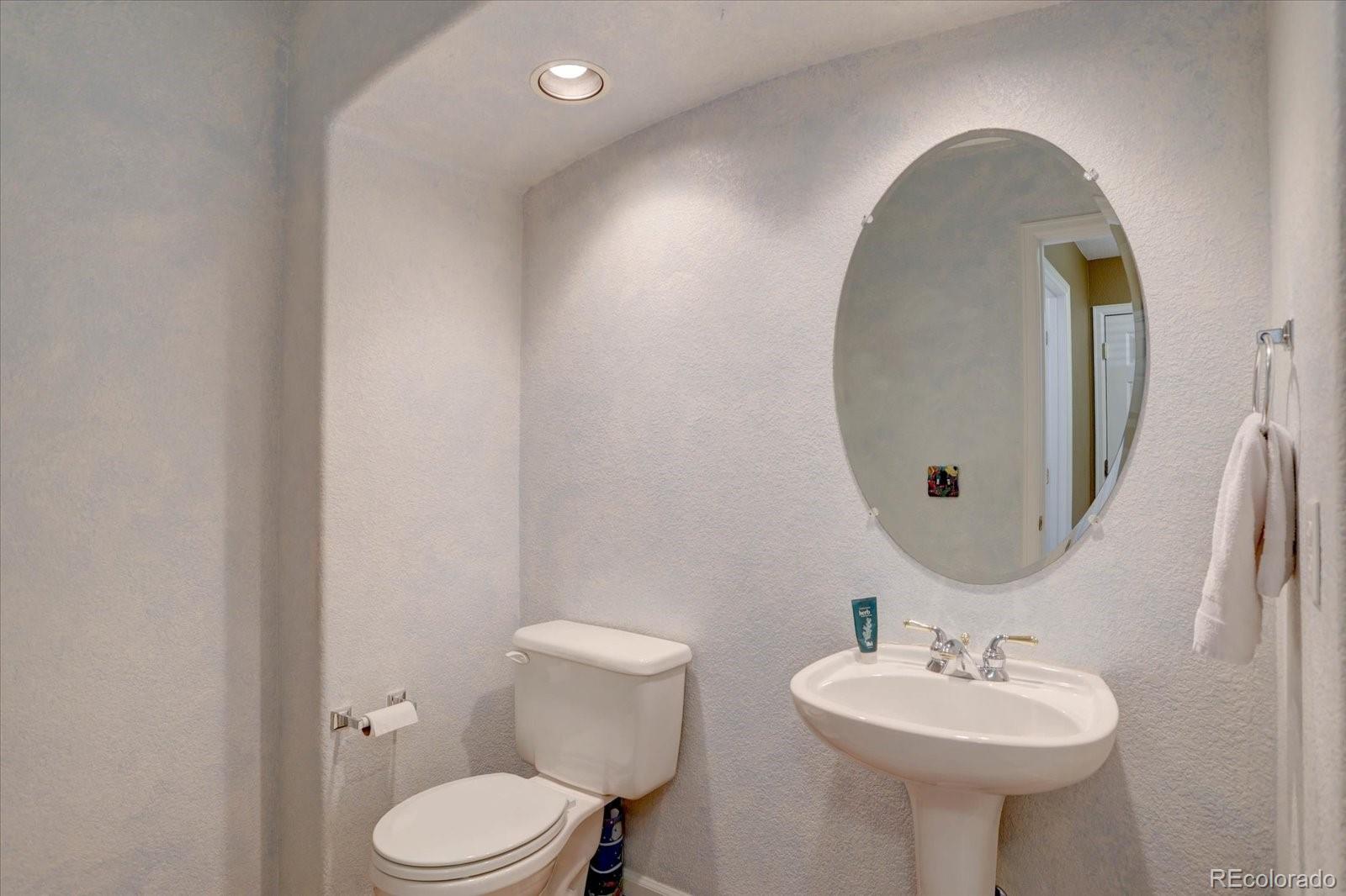 MLS Image #16 for 18875 e 43rd avenue,denver, Colorado