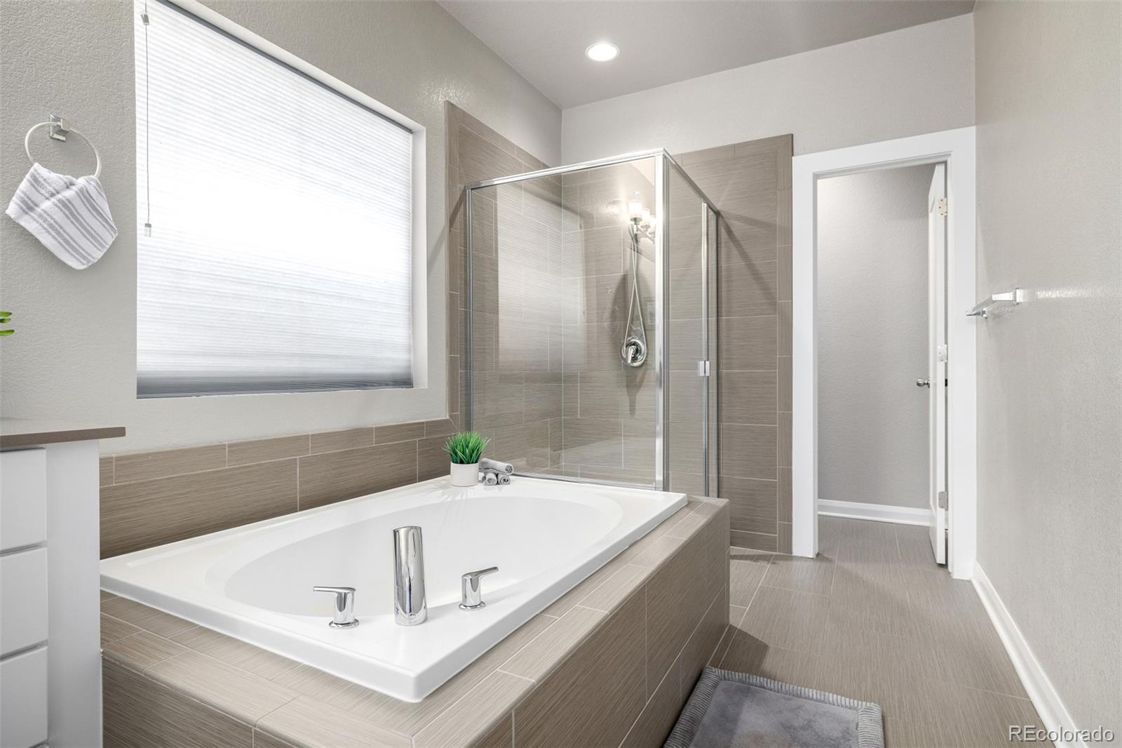 MLS Image #23 for 1813 w 67th avenue,denver, Colorado