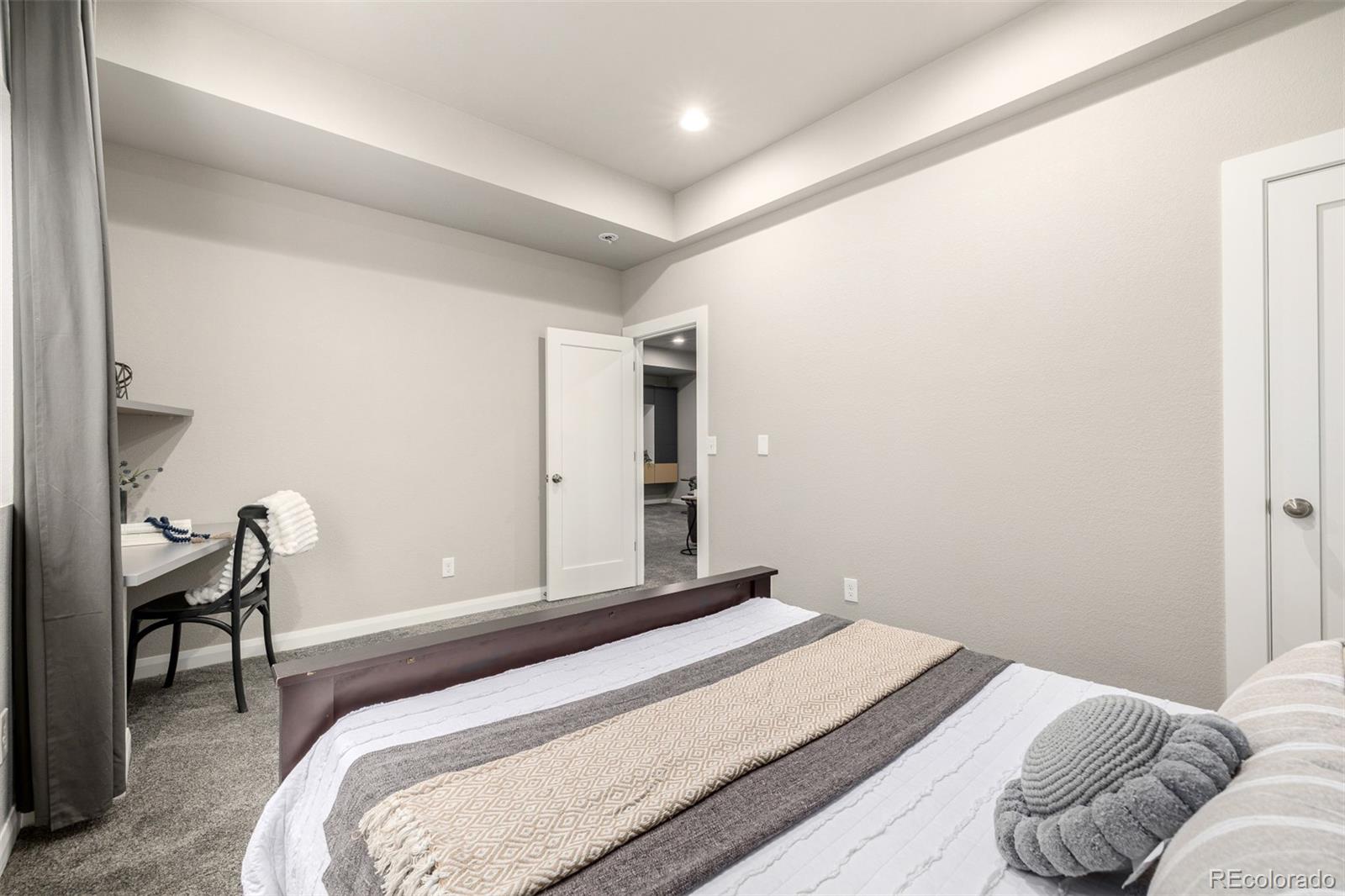MLS Image #28 for 1813 w 67th avenue,denver, Colorado