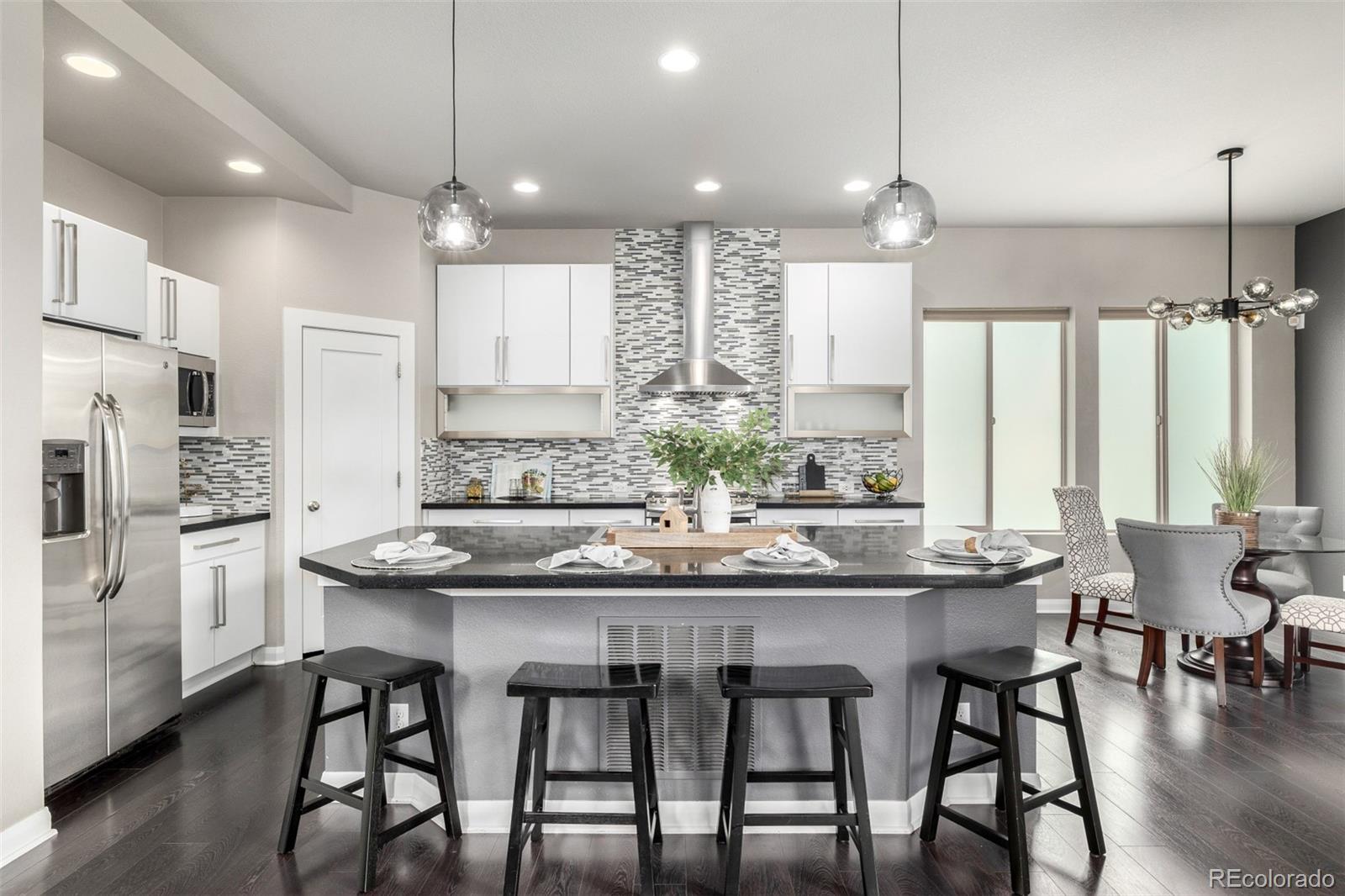 MLS Image #7 for 1813 w 67th avenue,denver, Colorado