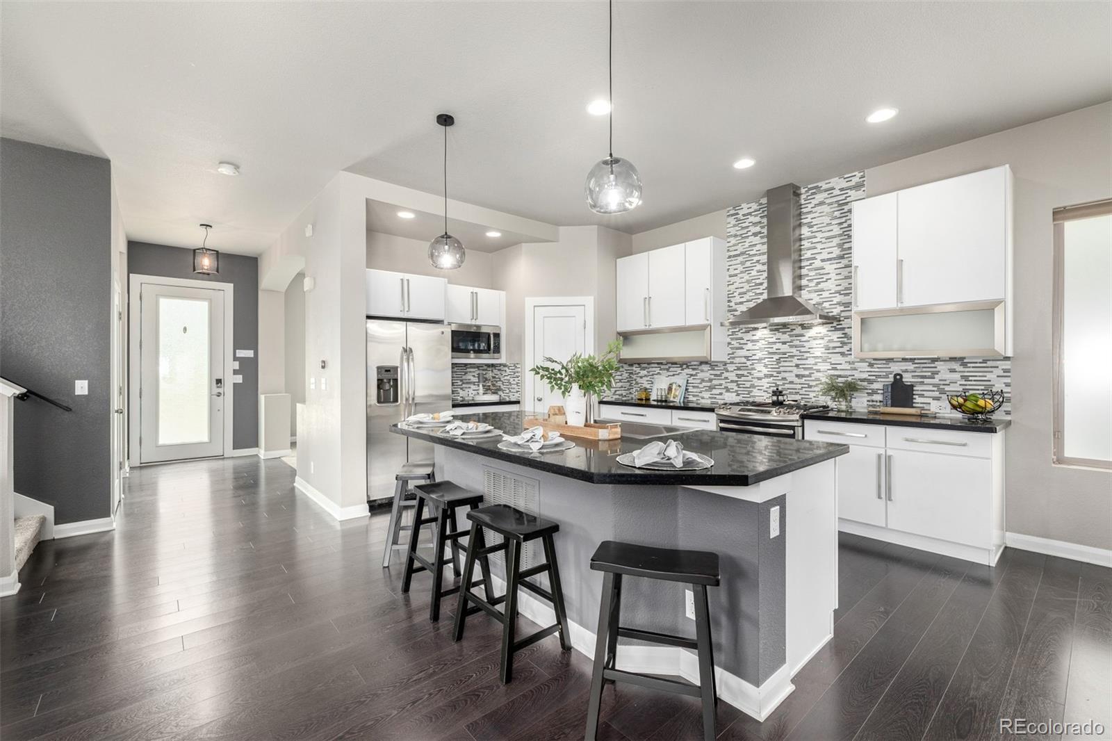 MLS Image #8 for 1813 w 67th avenue,denver, Colorado