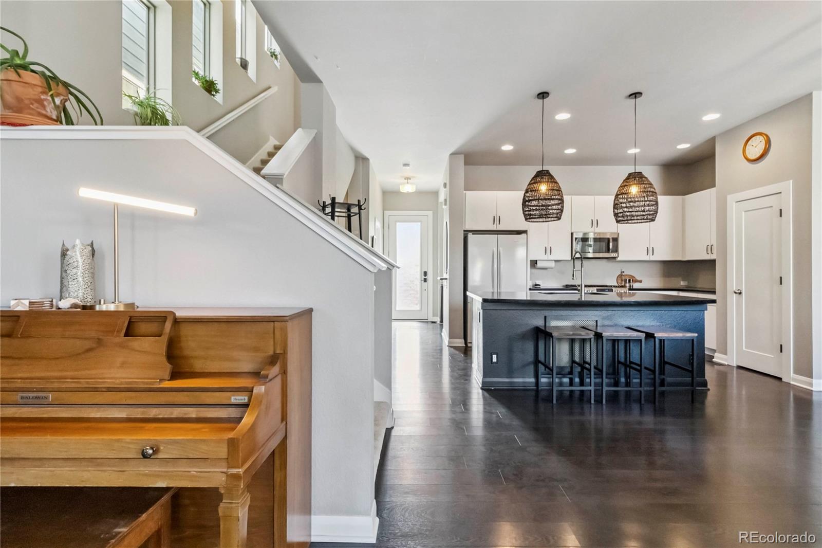 MLS Image #10 for 6721  alan drive,denver, Colorado