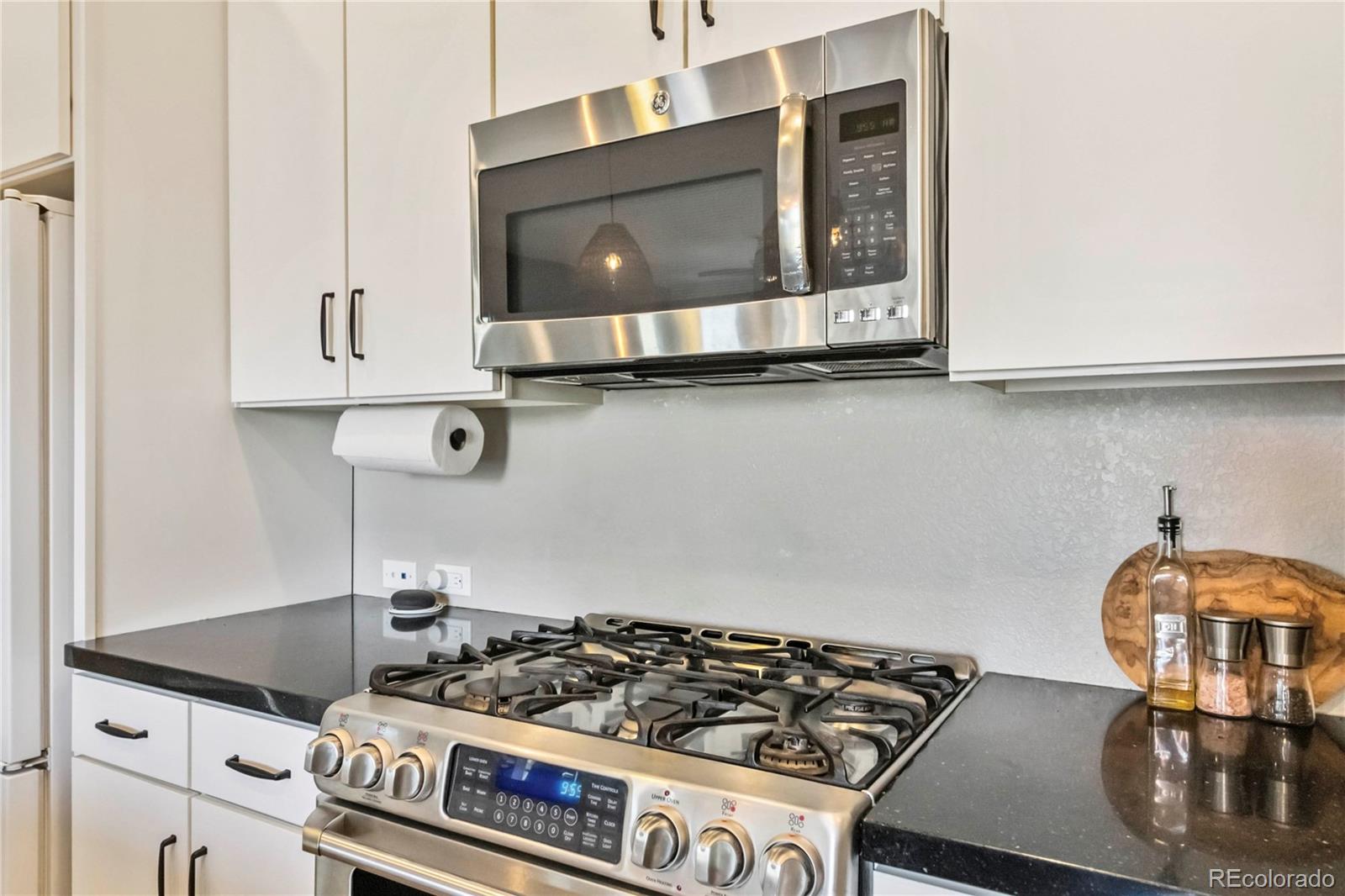 MLS Image #13 for 6721  alan drive,denver, Colorado