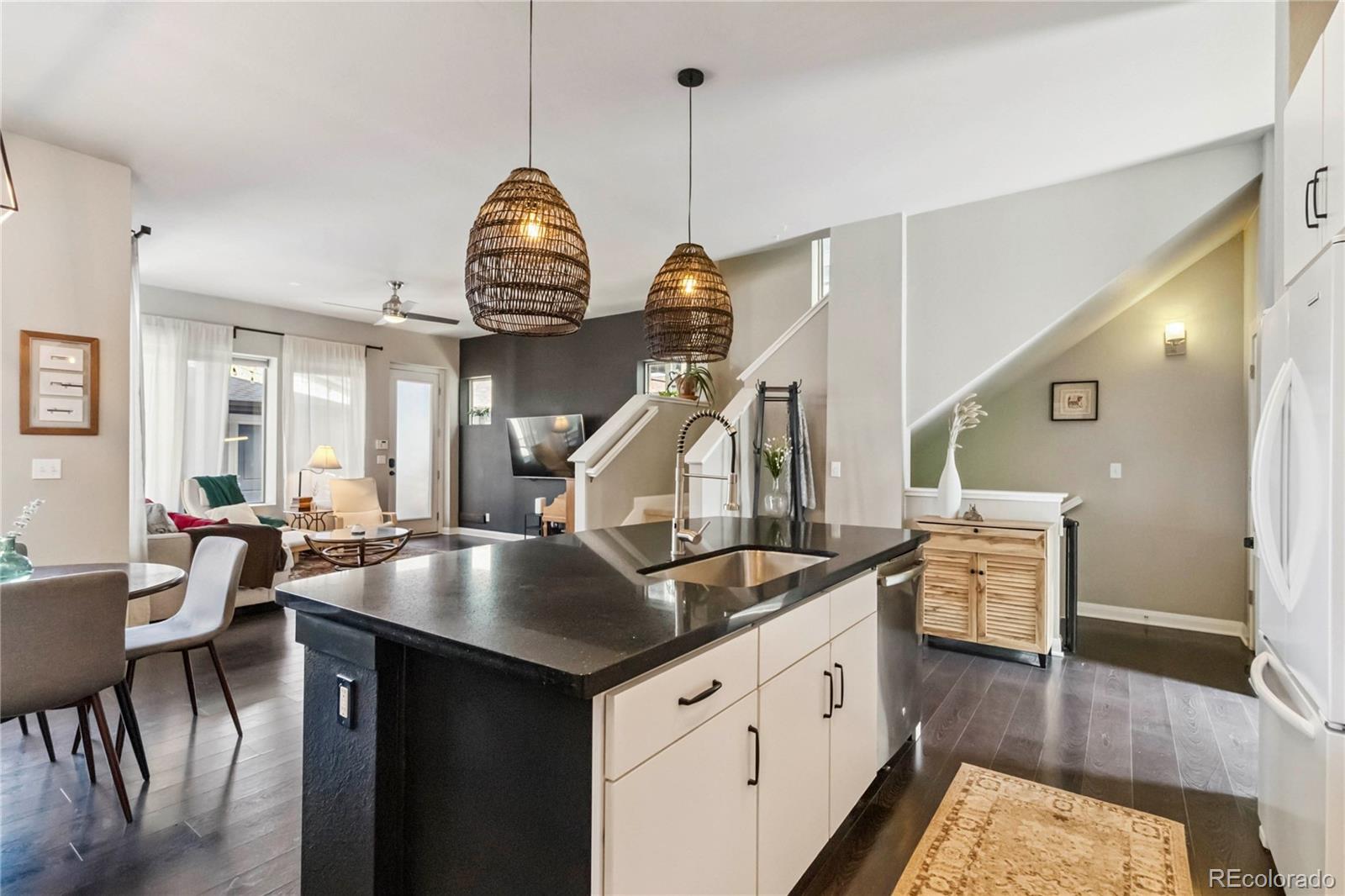 MLS Image #14 for 6721  alan drive,denver, Colorado