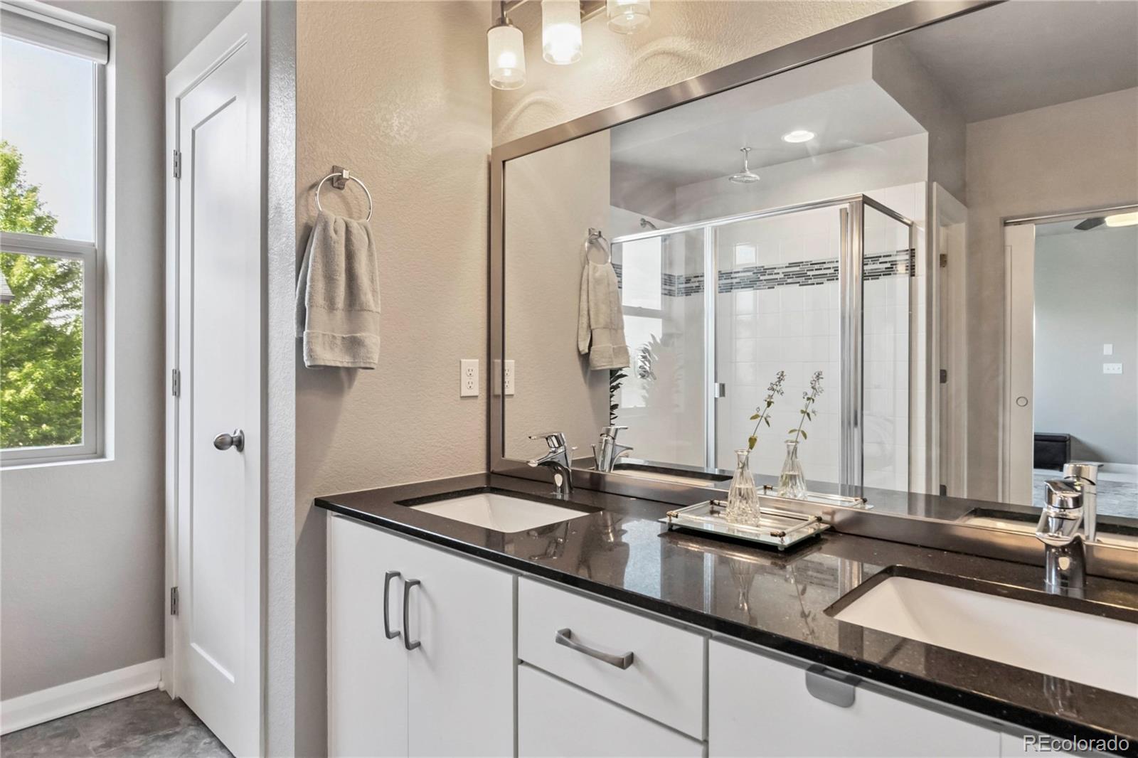 MLS Image #31 for 6721  alan drive,denver, Colorado