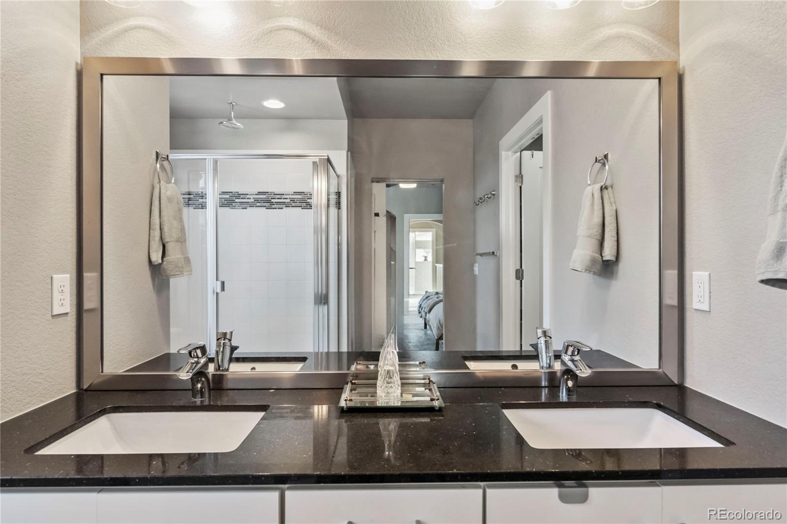 MLS Image #33 for 6721  alan drive,denver, Colorado