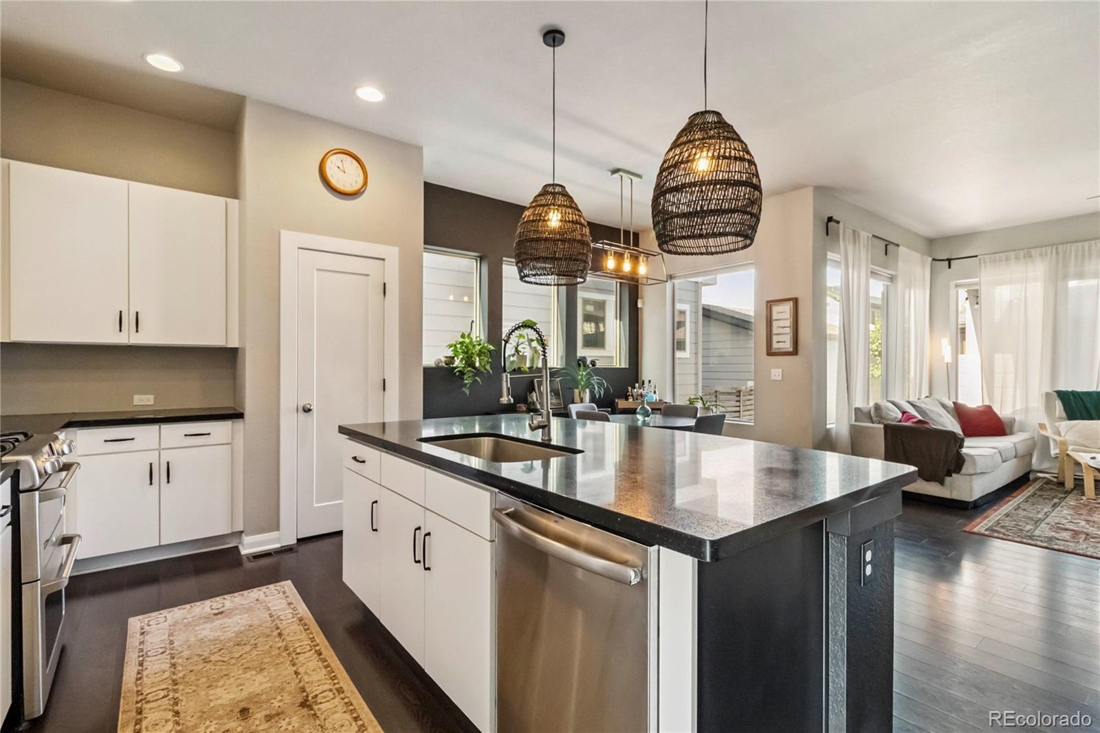 MLS Image #8 for 6721  alan drive,denver, Colorado