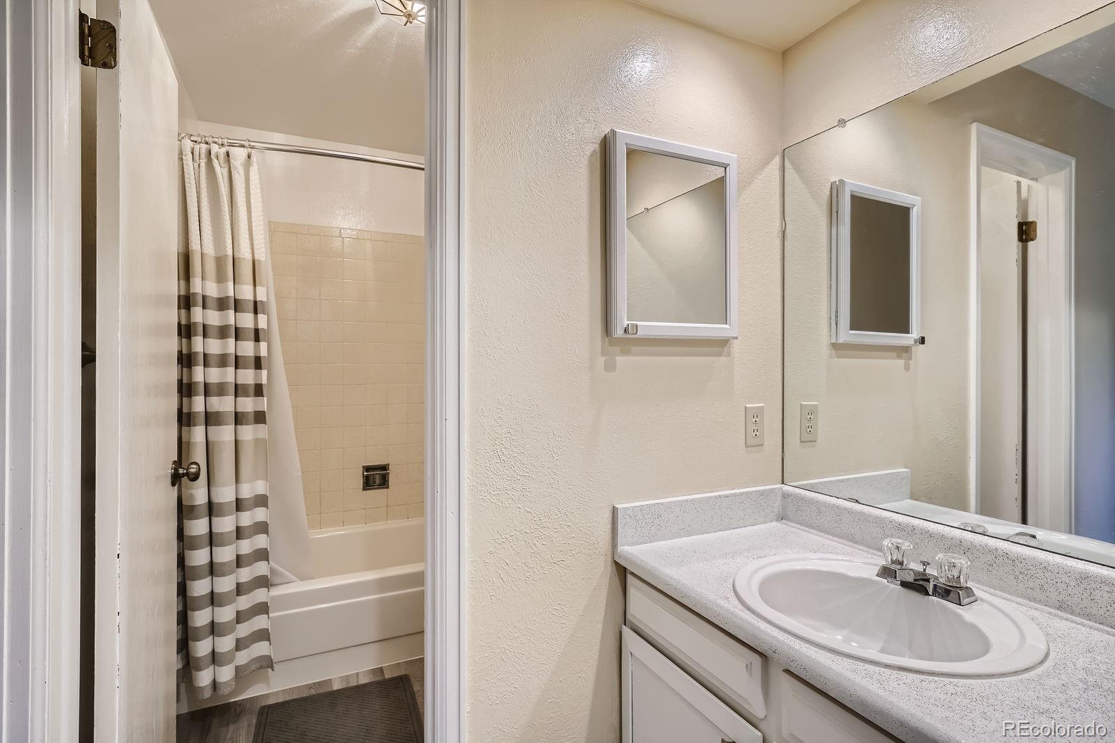 MLS Image #16 for 108 s holman way,golden, Colorado