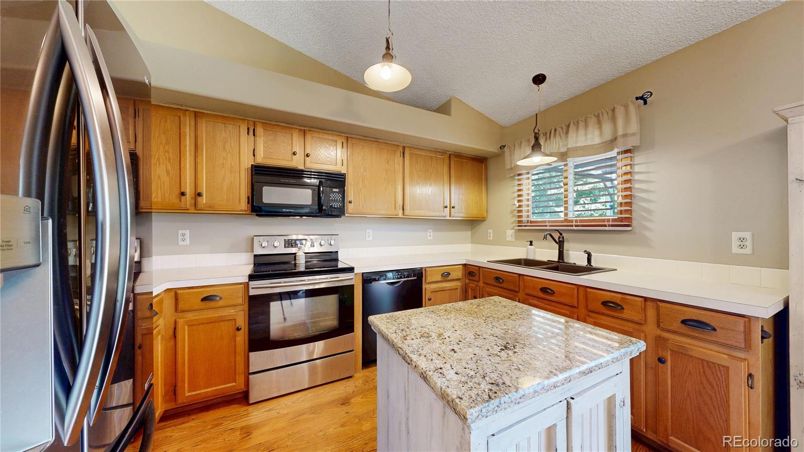 MLS Image #5 for 507 s 9th street,berthoud, Colorado