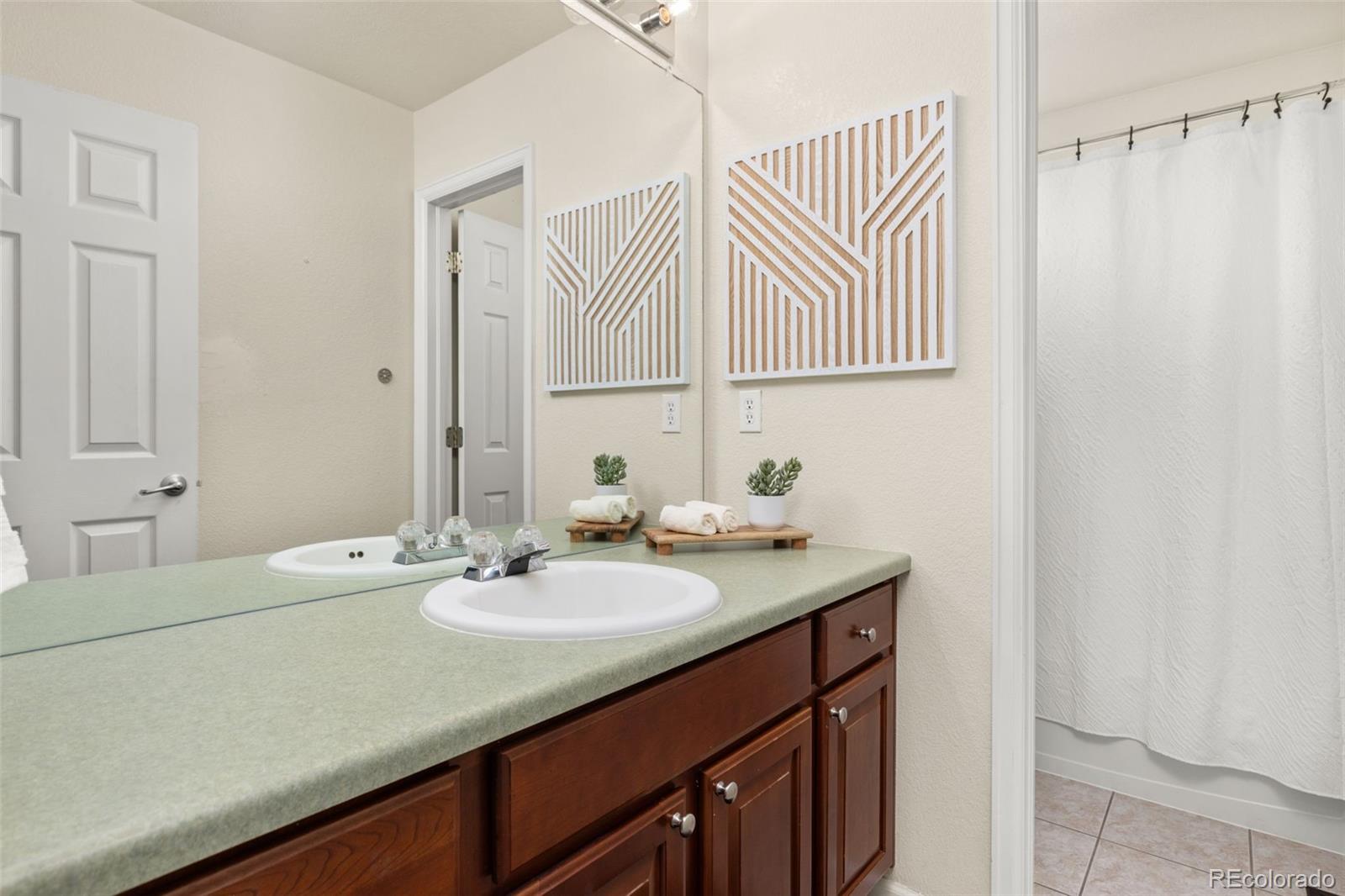 MLS Image #27 for 1586 s goldbug circle,aurora, Colorado