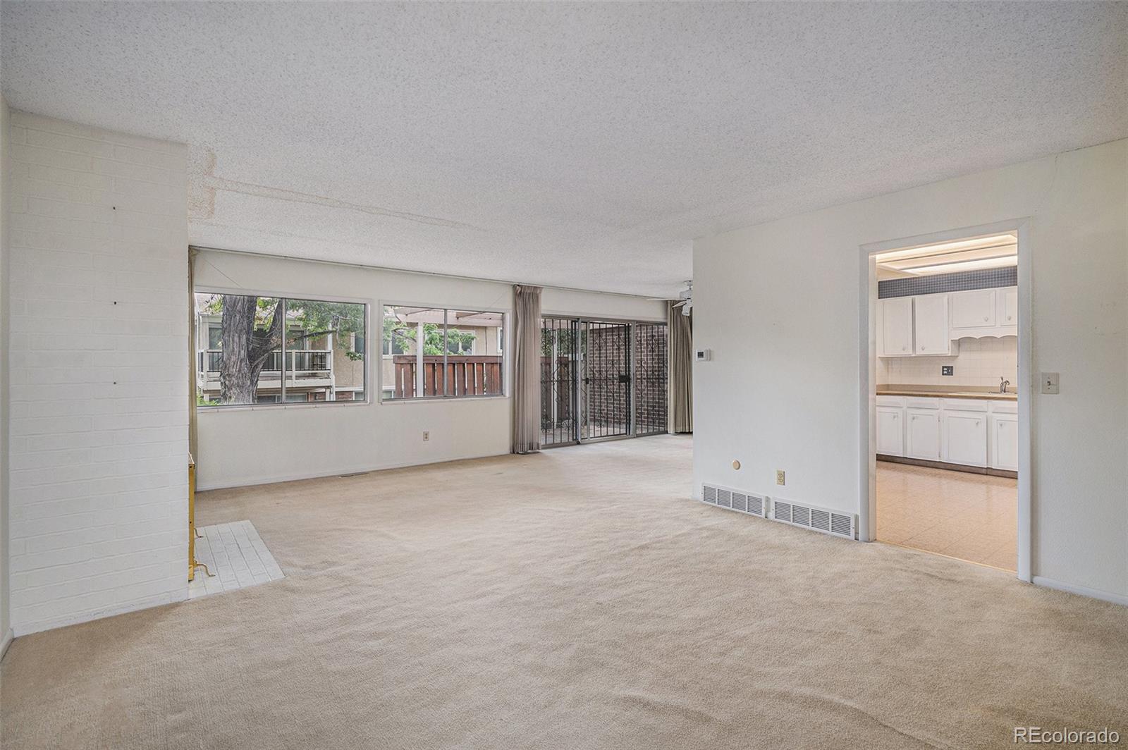 MLS Image #4 for 6987 e girard avenue,denver, Colorado