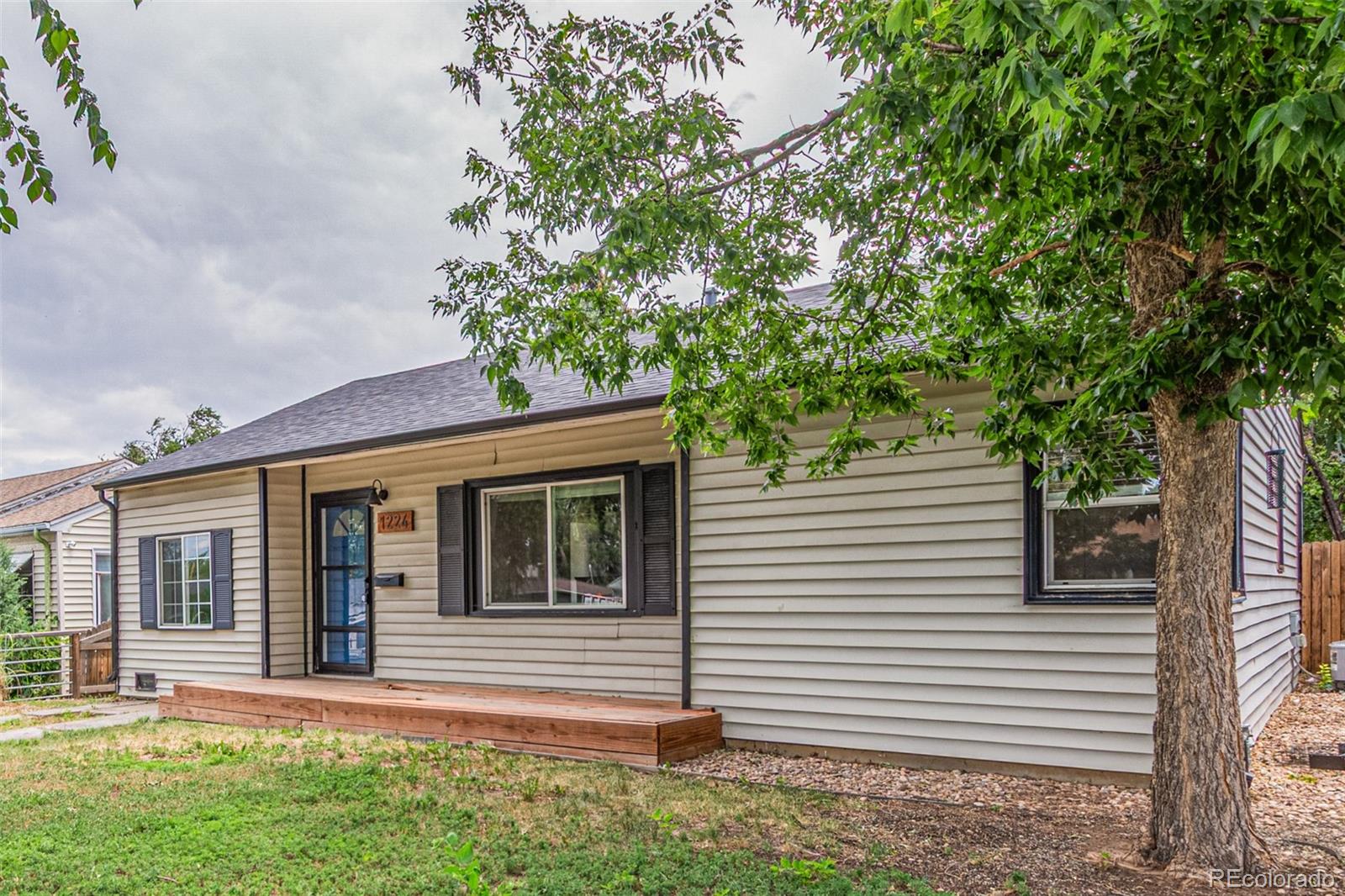 MLS Image #1 for 1224  jamaica street,aurora, Colorado